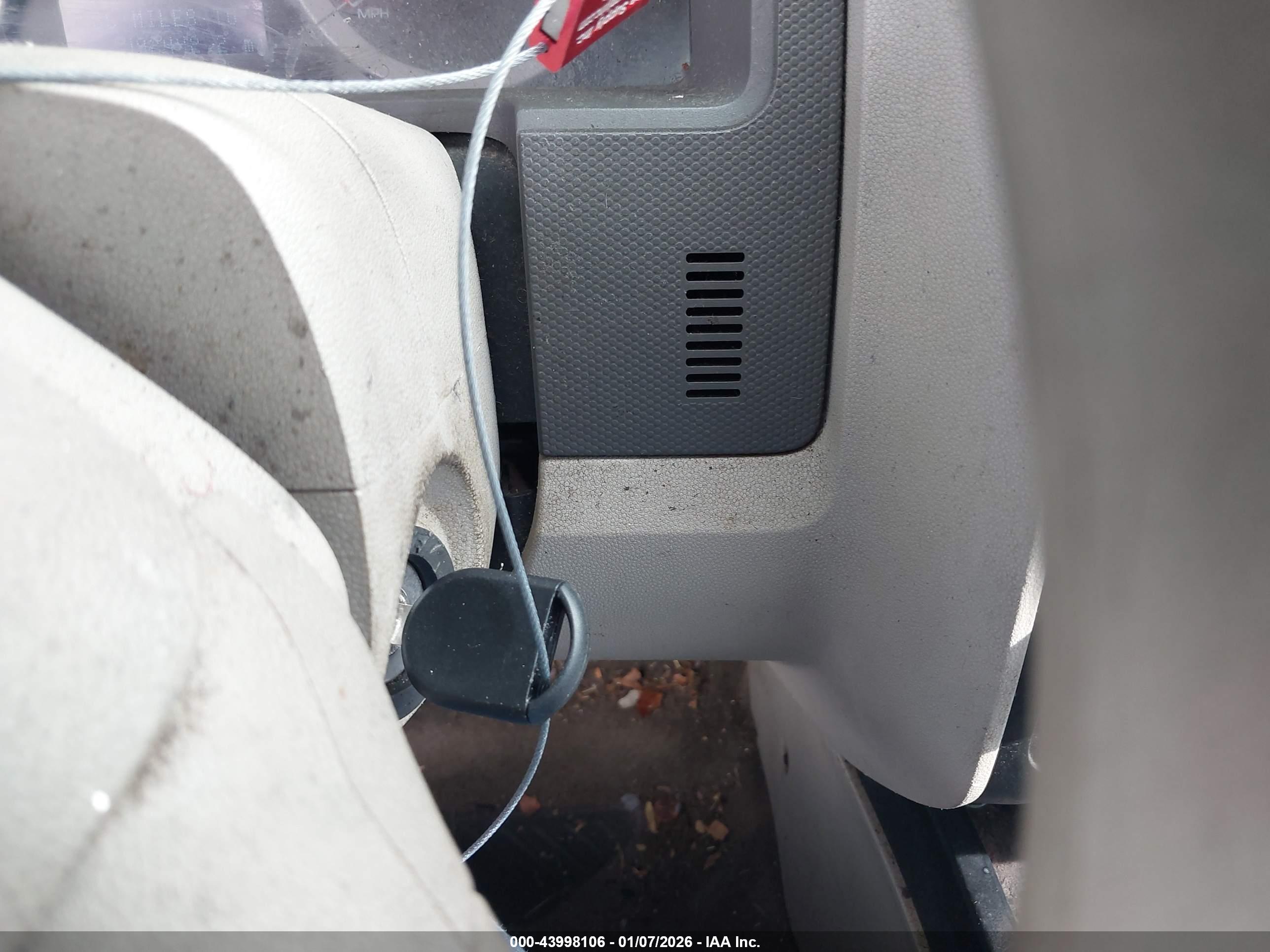 FORD ESCAPE image 11