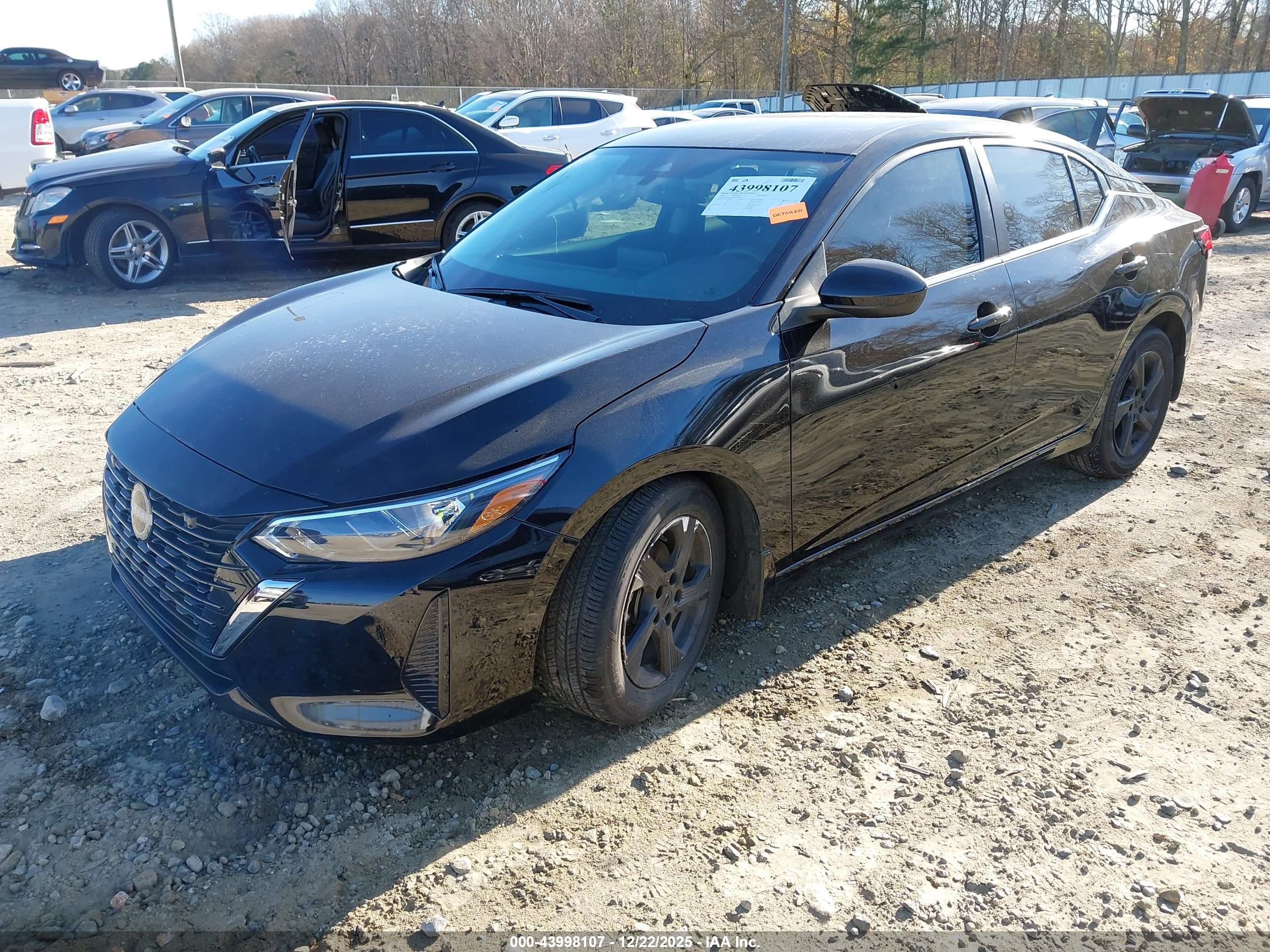 NISSAN SENTRA image 2