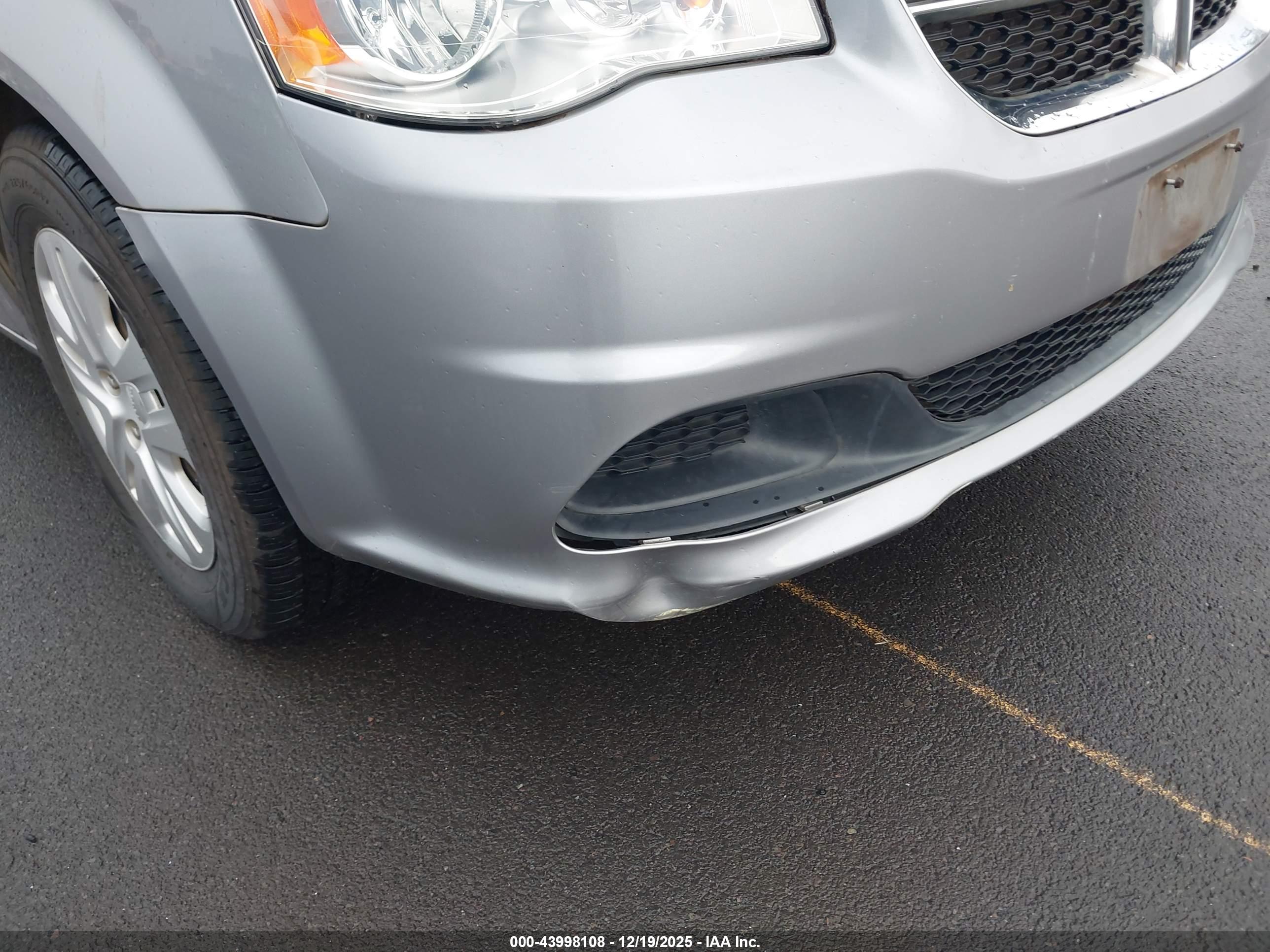 DODGE GRAND image 6