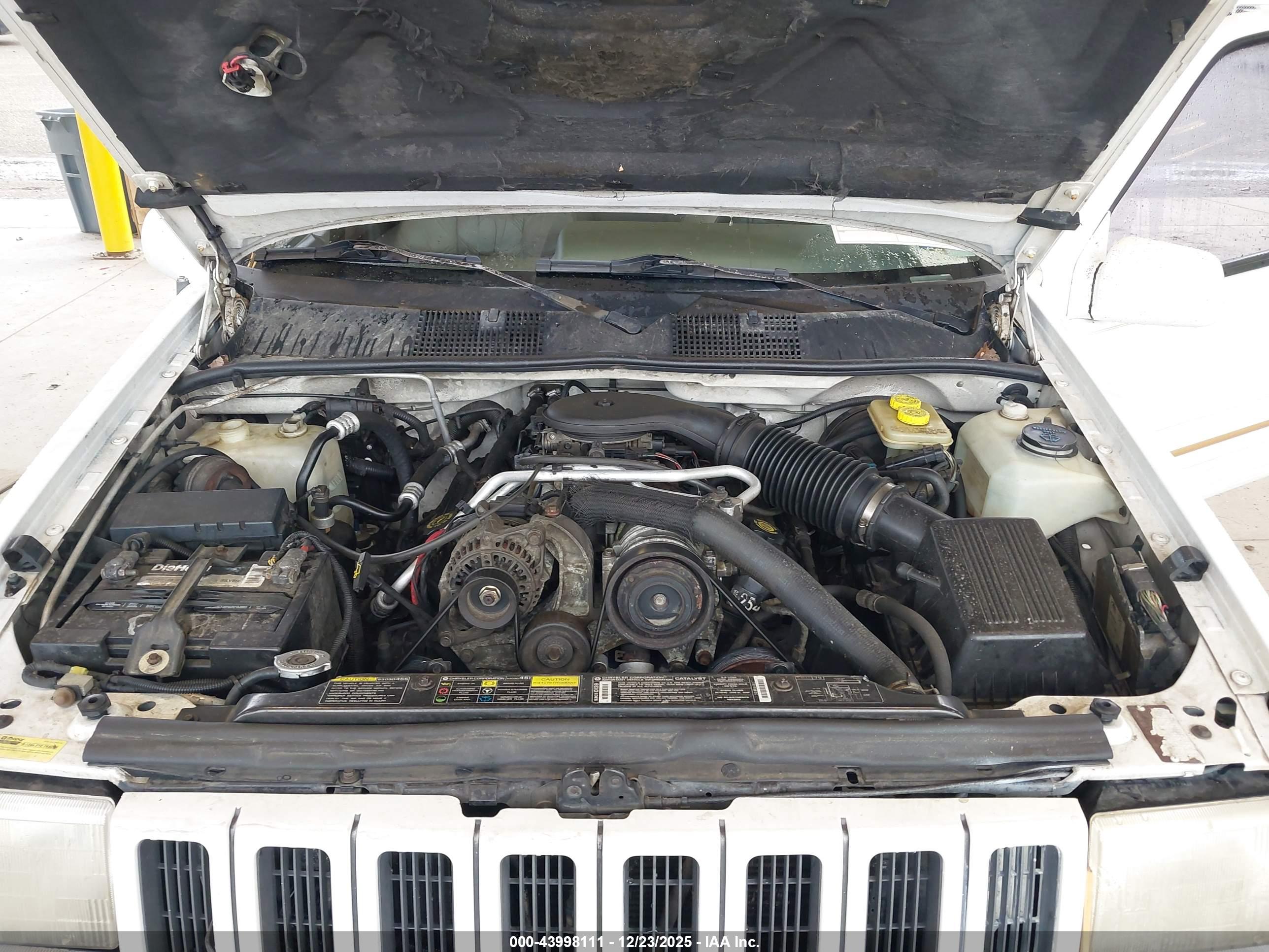 JEEP GRAND image 10