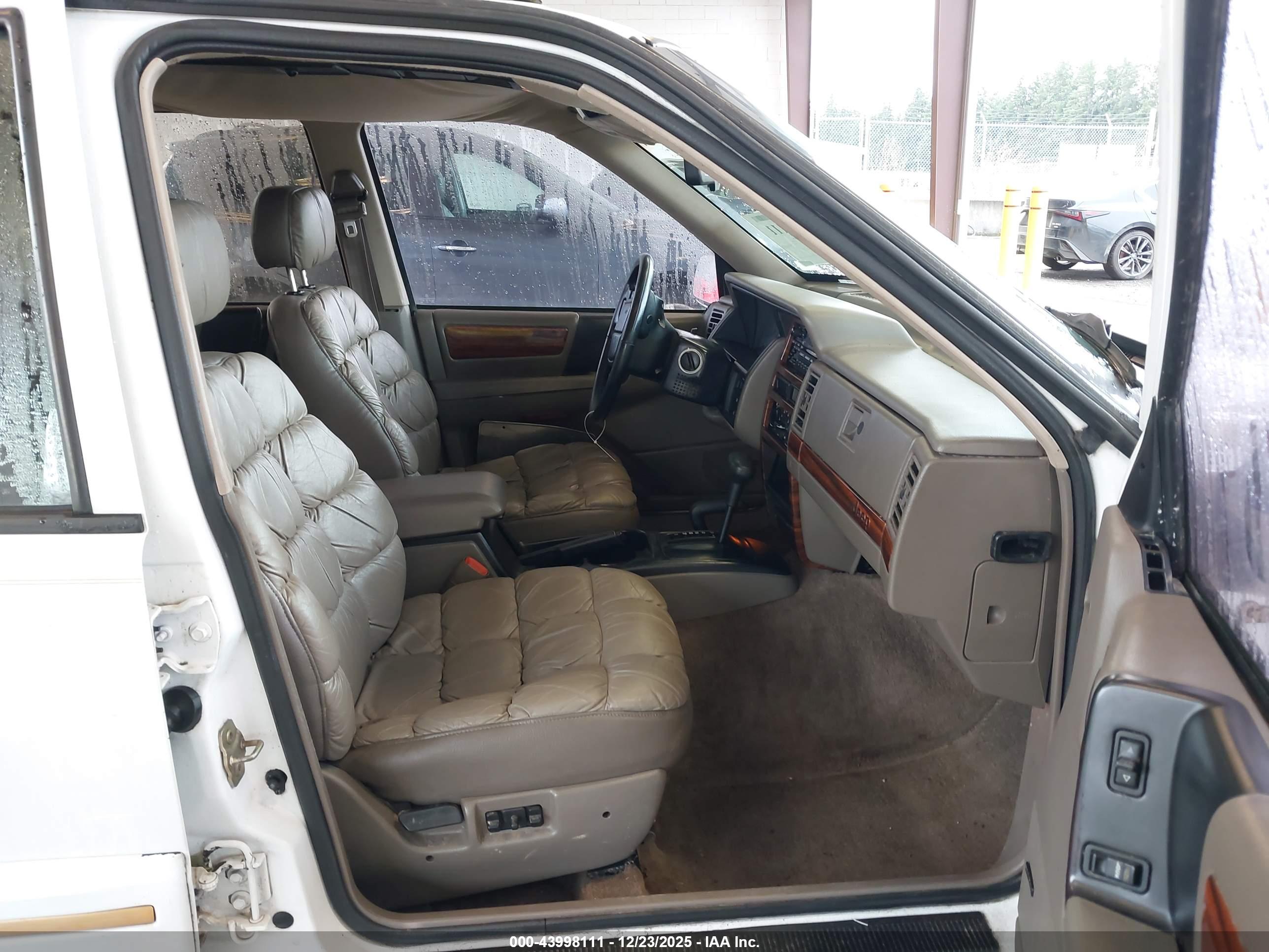 JEEP GRAND image 5