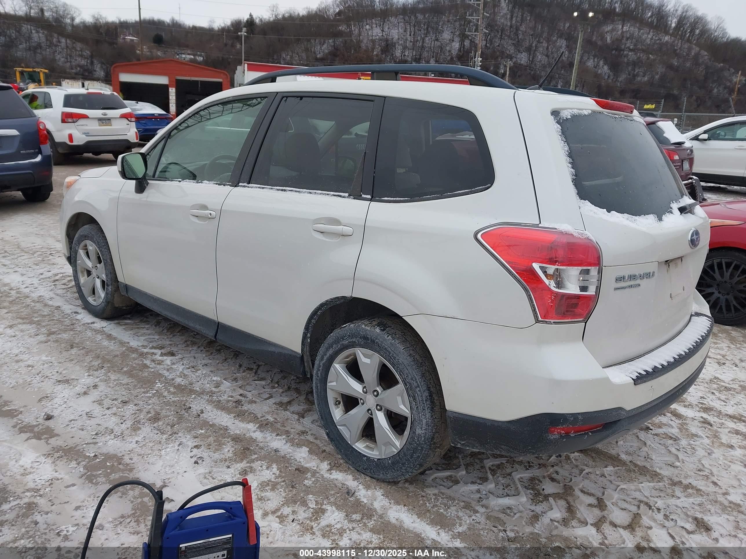 SUBARU FORESTER image 3