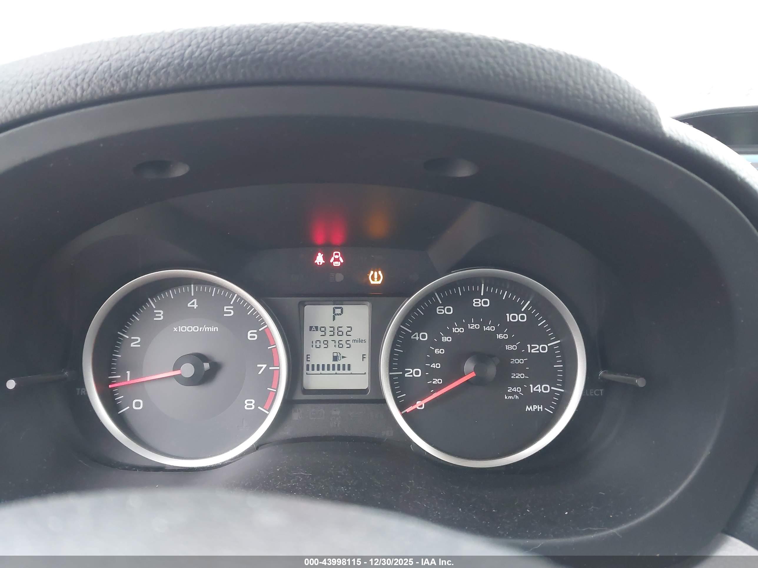 SUBARU FORESTER image 7