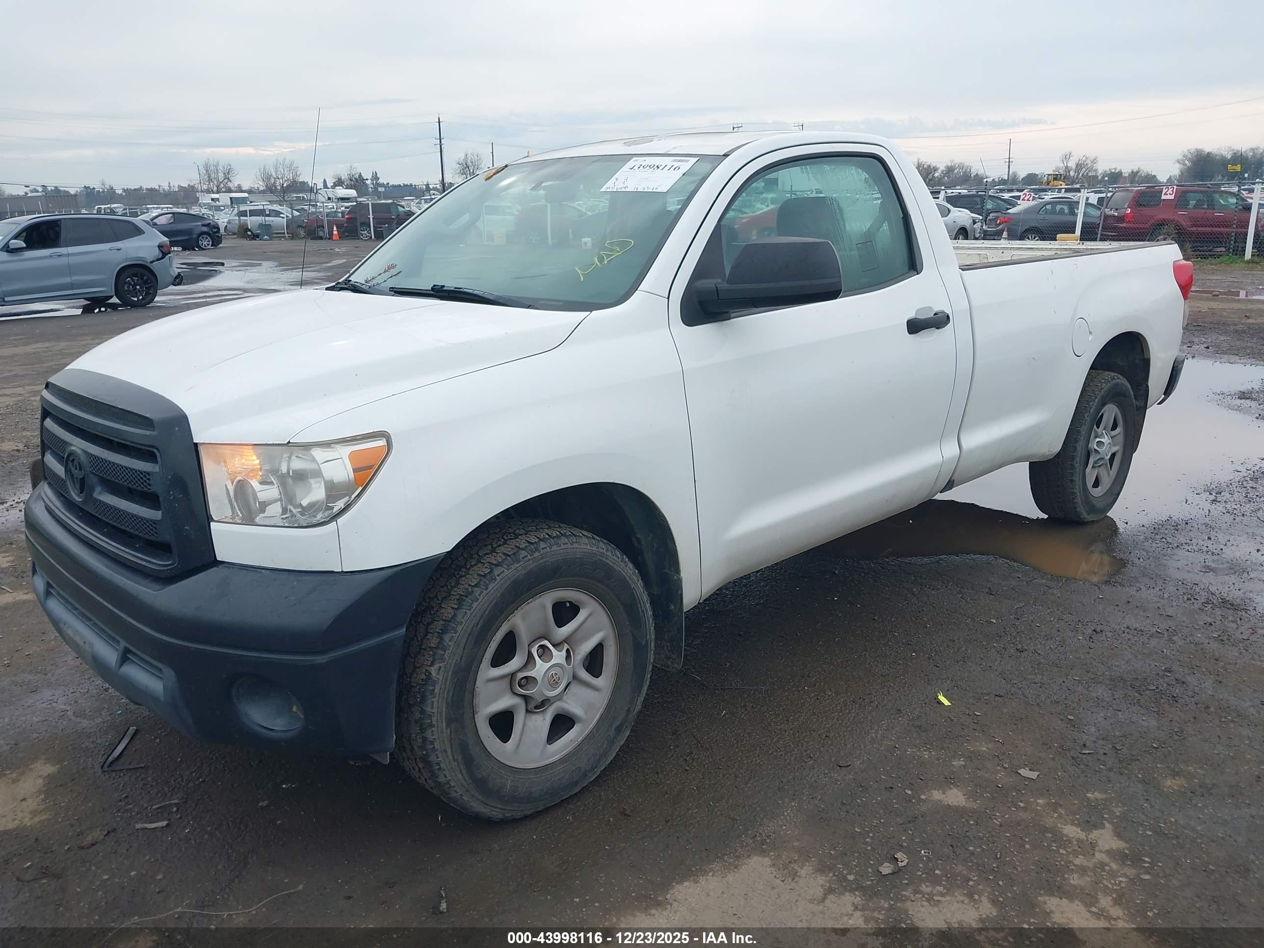 TOYOTA TUNDRA image 2