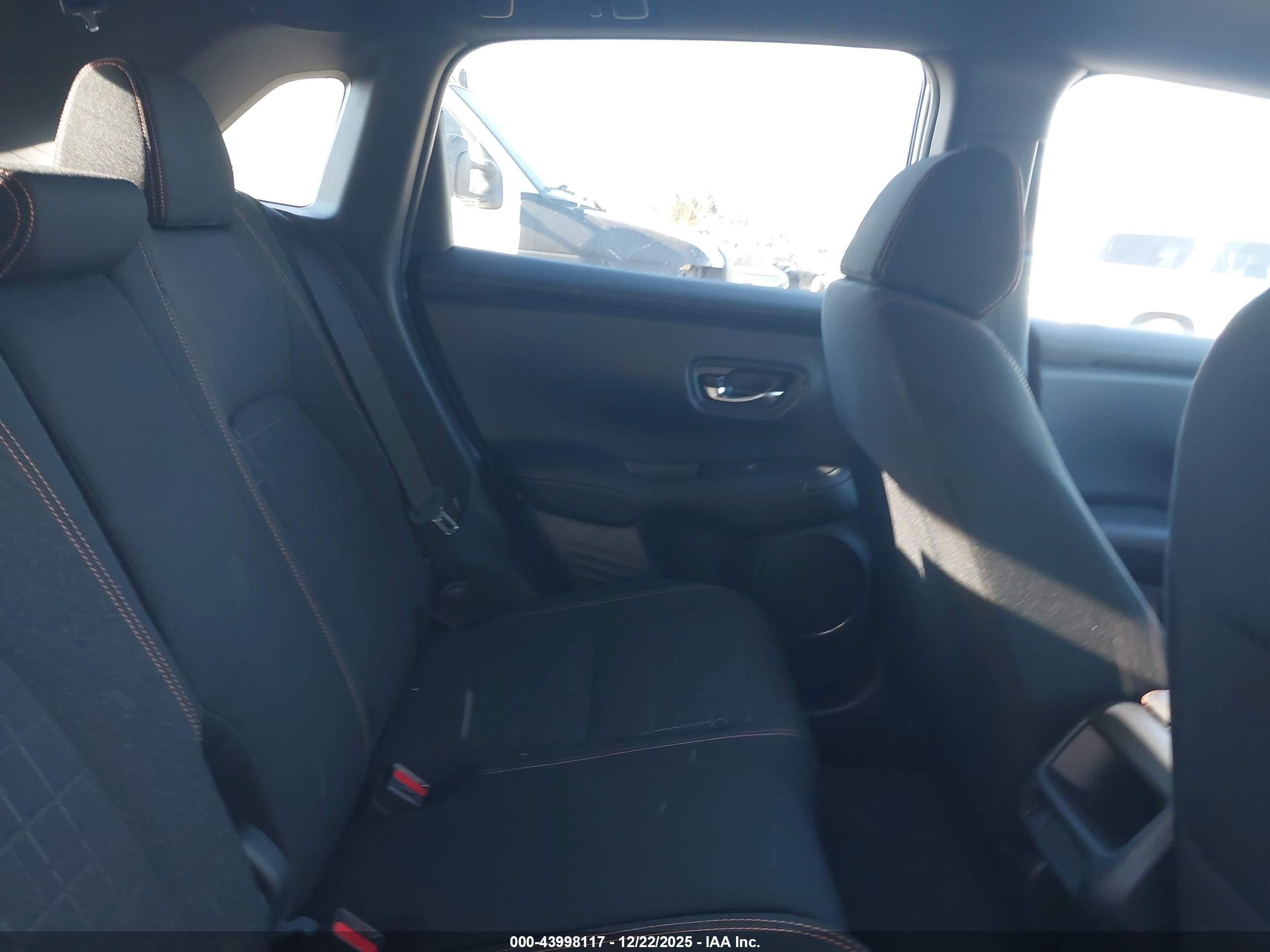 HONDA HR-V image 8