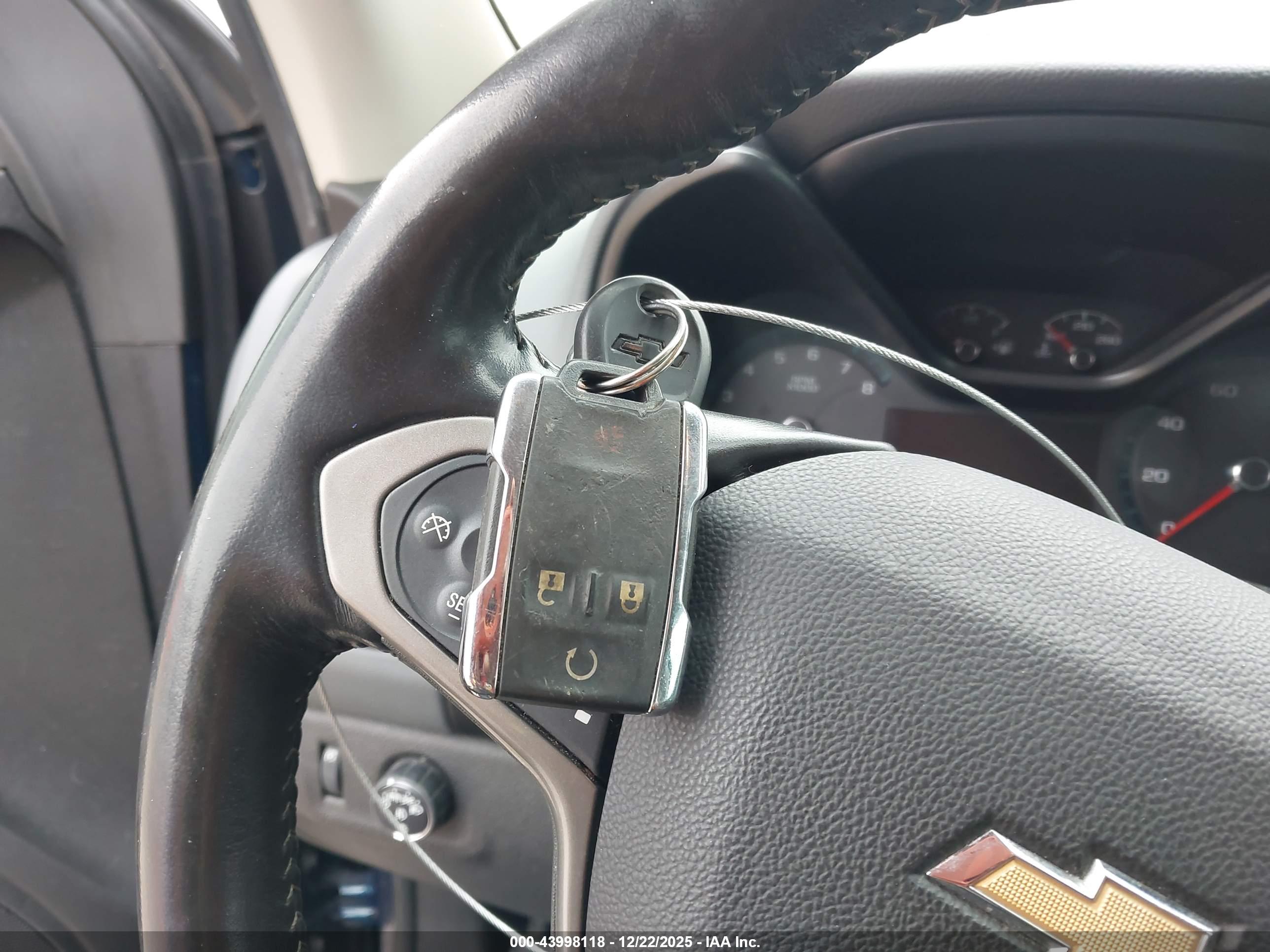 CHEVROLET COLORADO image 11