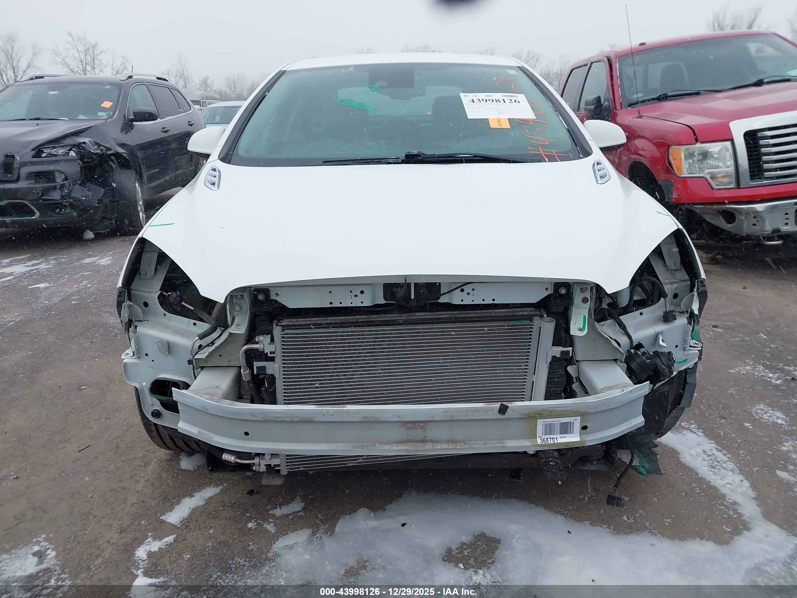 BUICK VERANO image 6