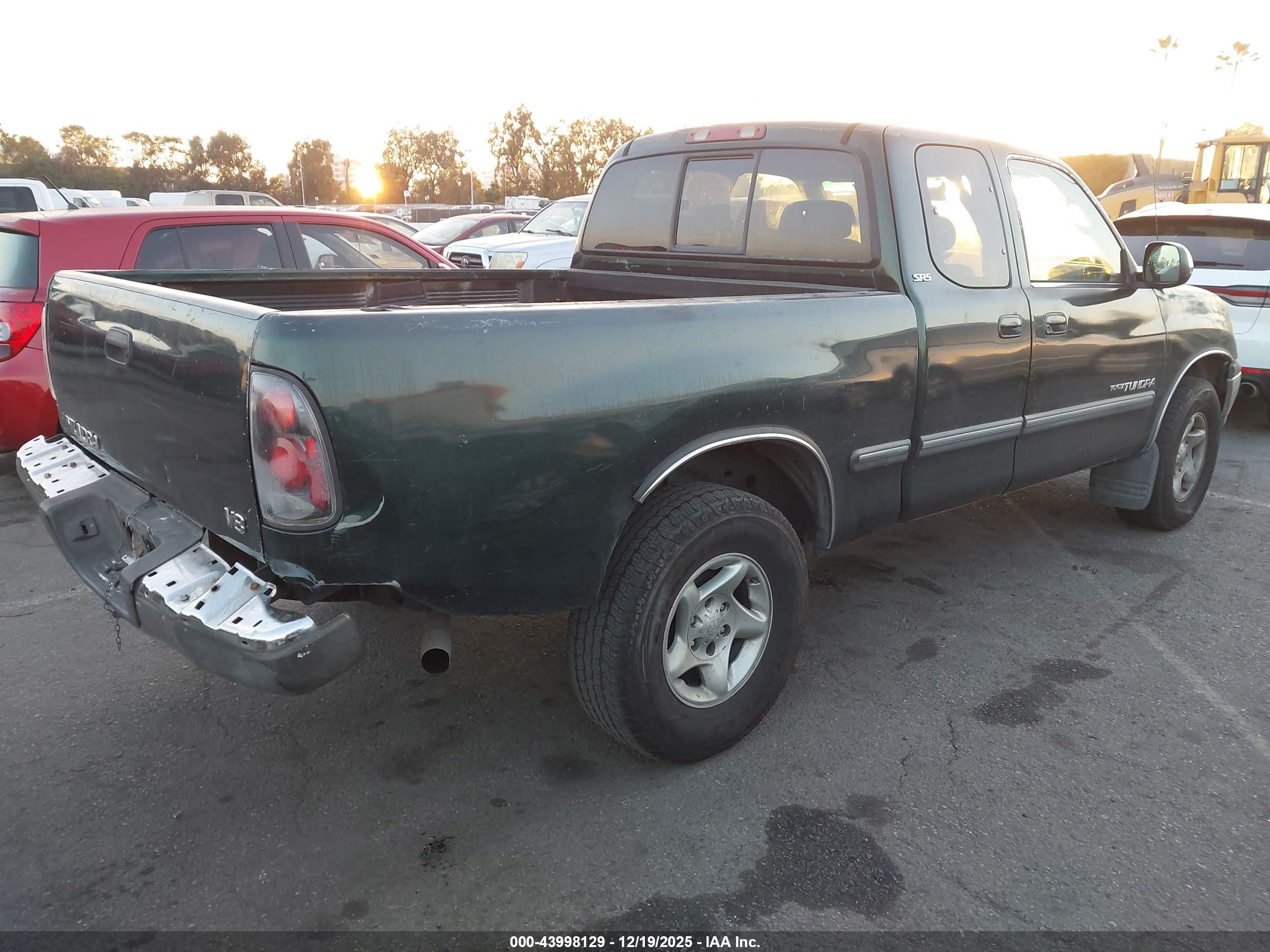 TOYOTA TUNDRA image 4