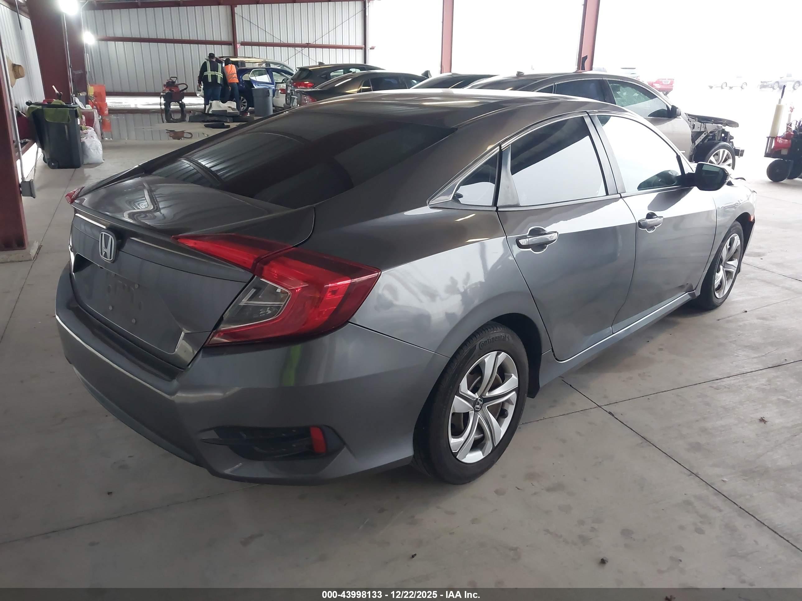HONDA CIVIC image 4