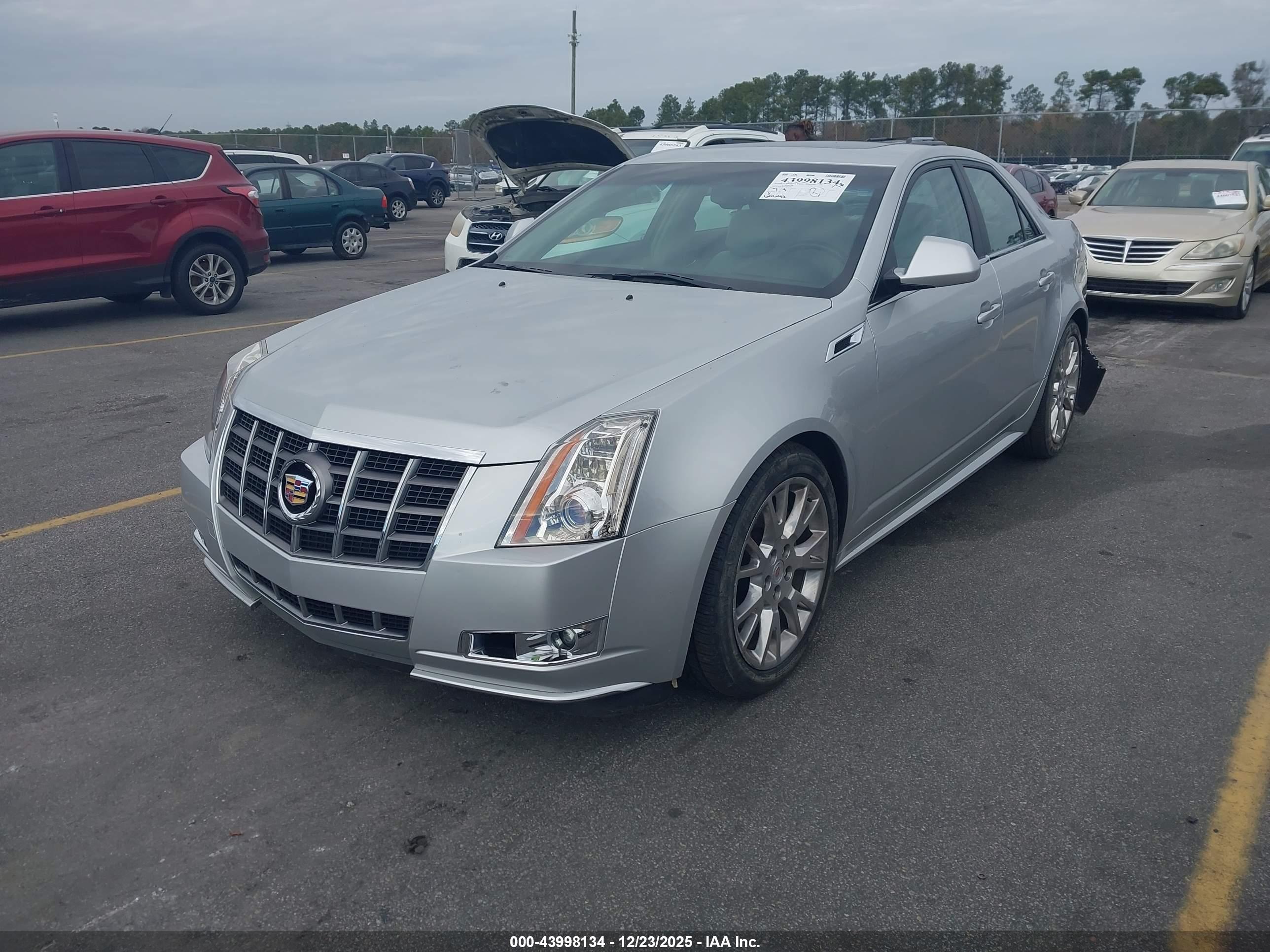 CADILLAC CTS image 2