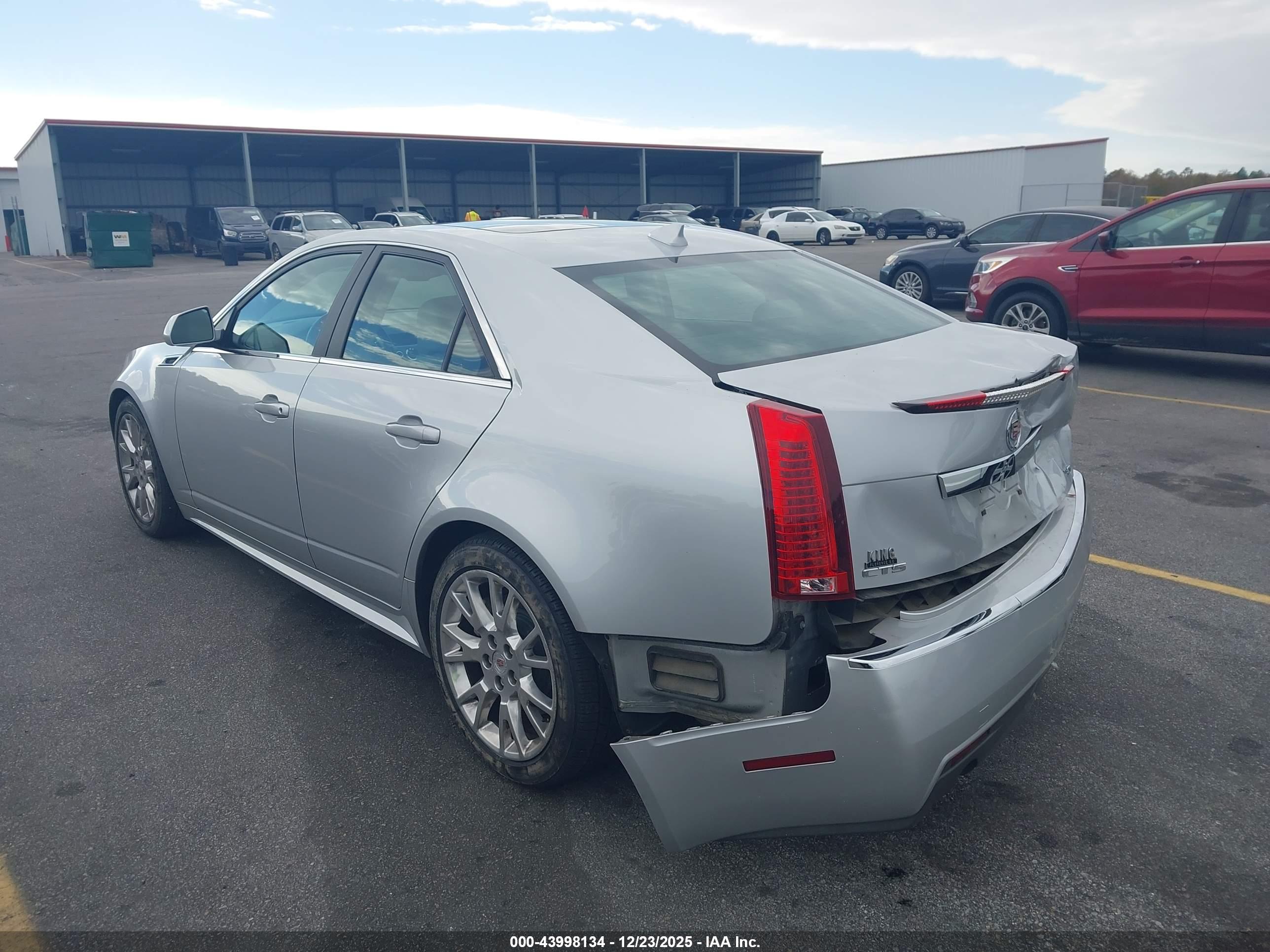 CADILLAC CTS image 3