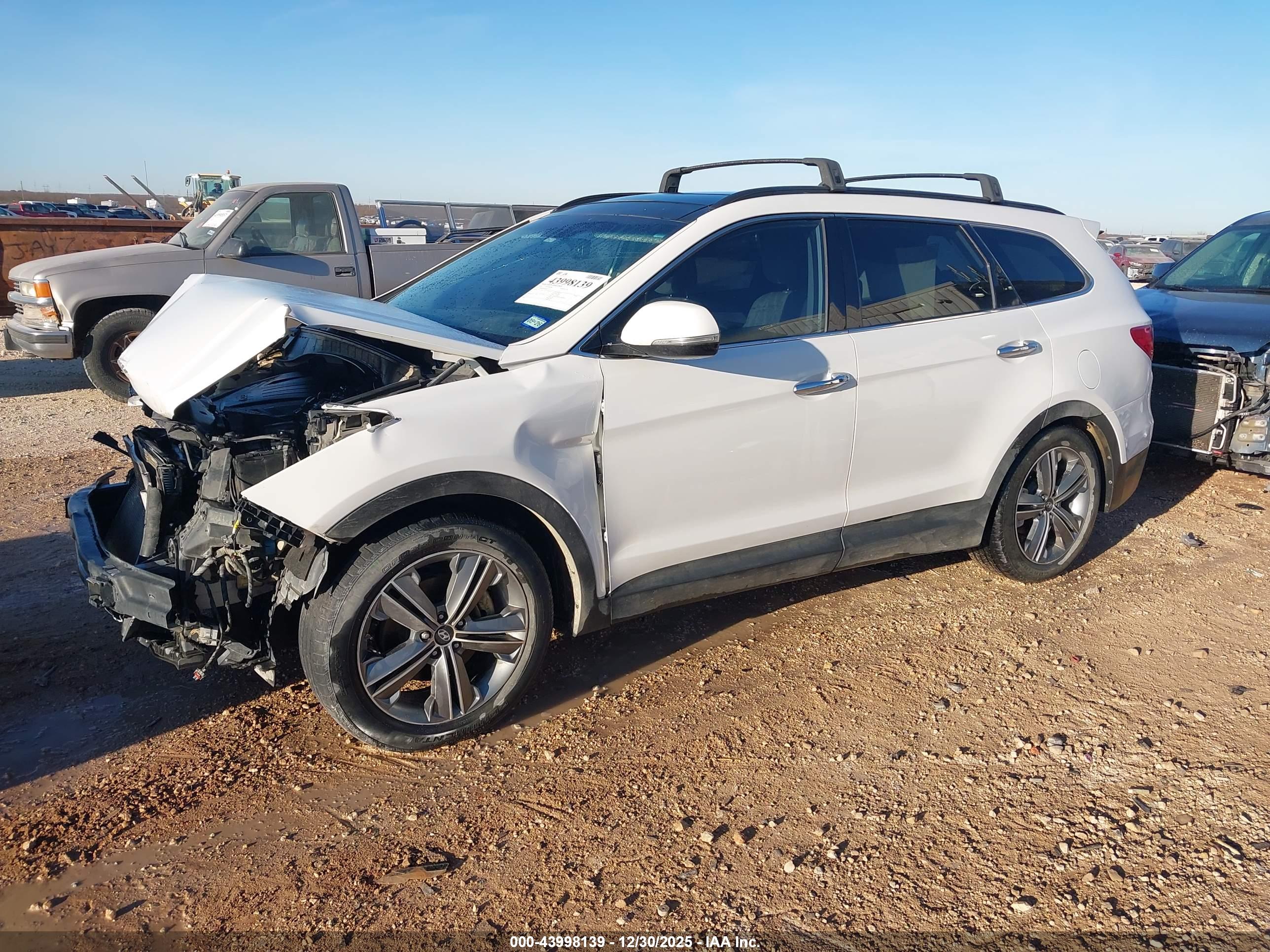 HYUNDAI SANTA image 2