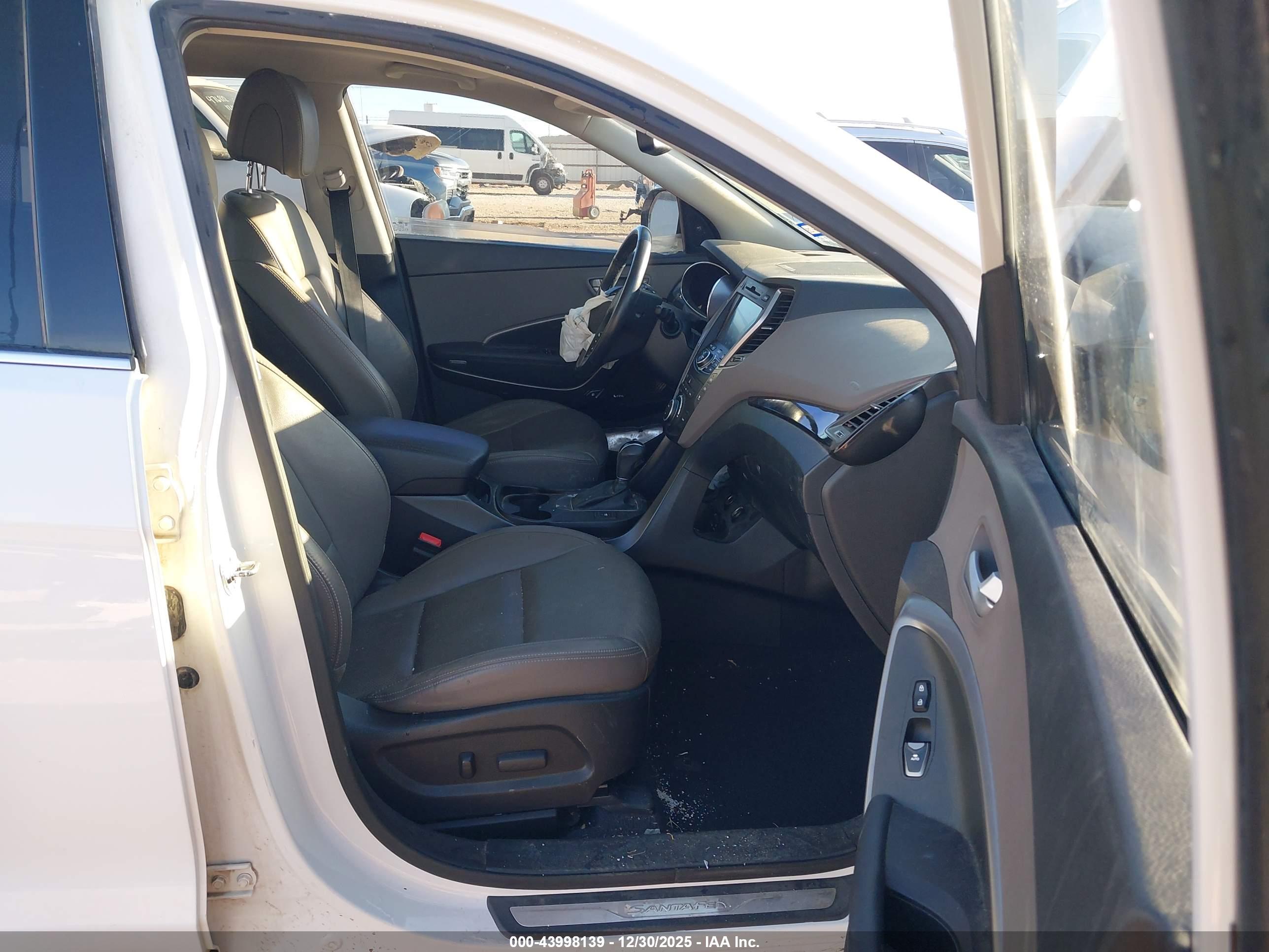 HYUNDAI SANTA image 5