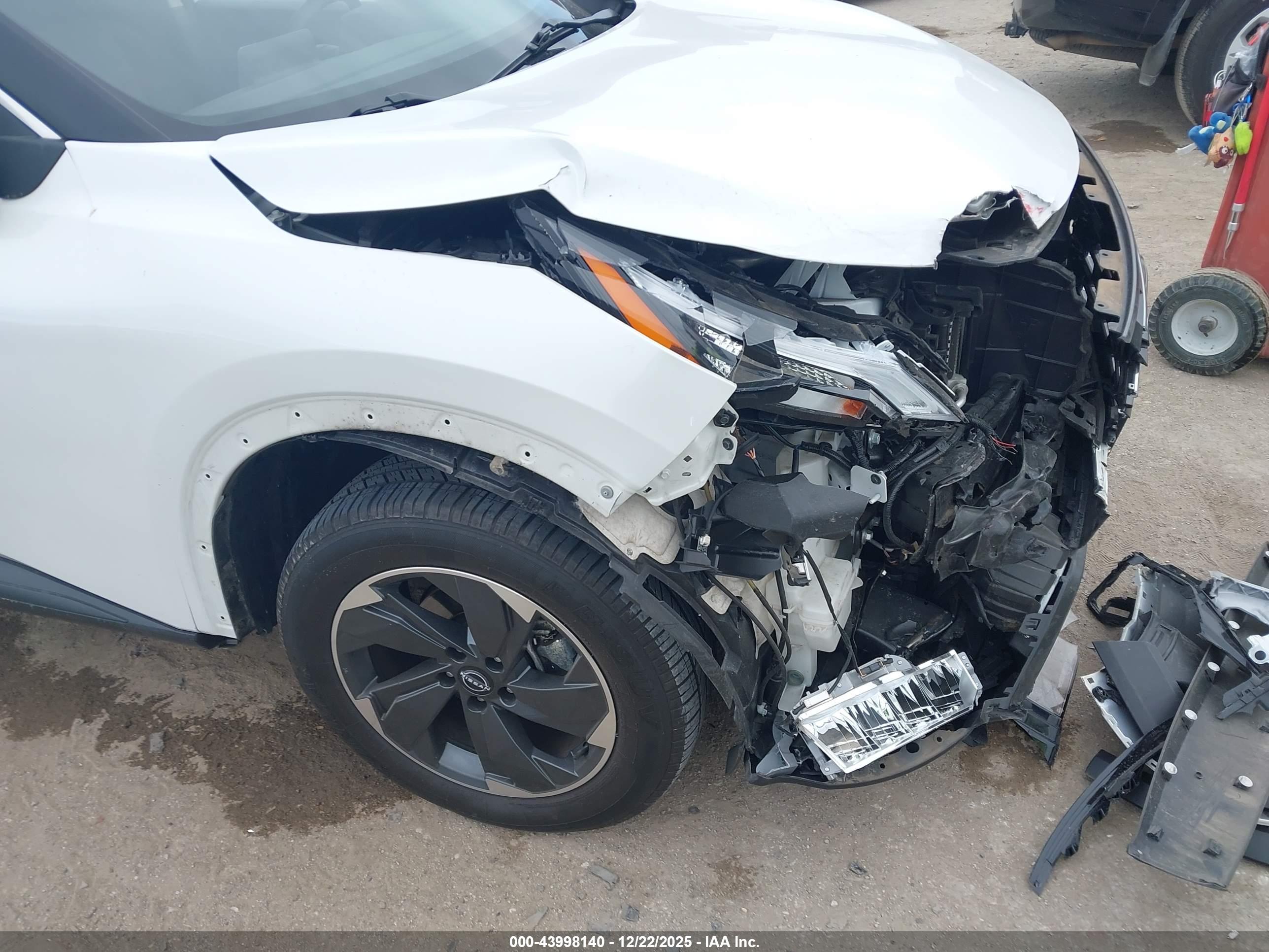 NISSAN ROGUE image 6