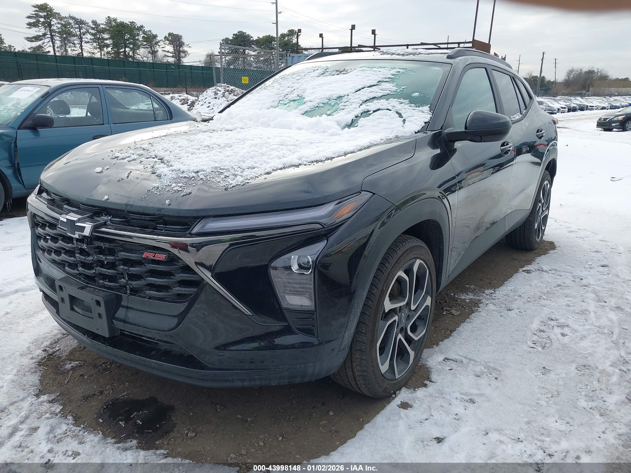 CHEVROLET TRAX image 2
