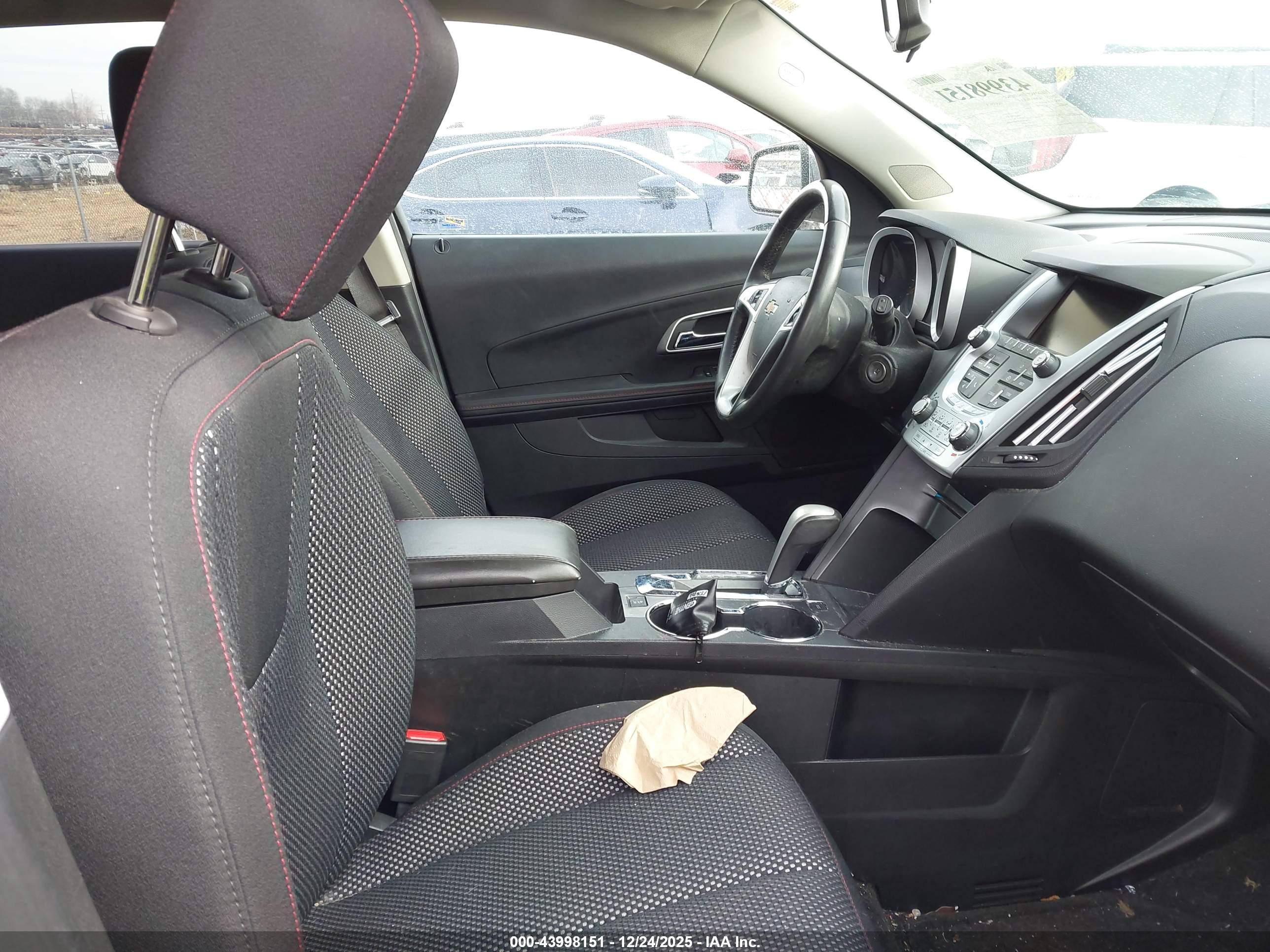 CHEVROLET EQUINOX image 5