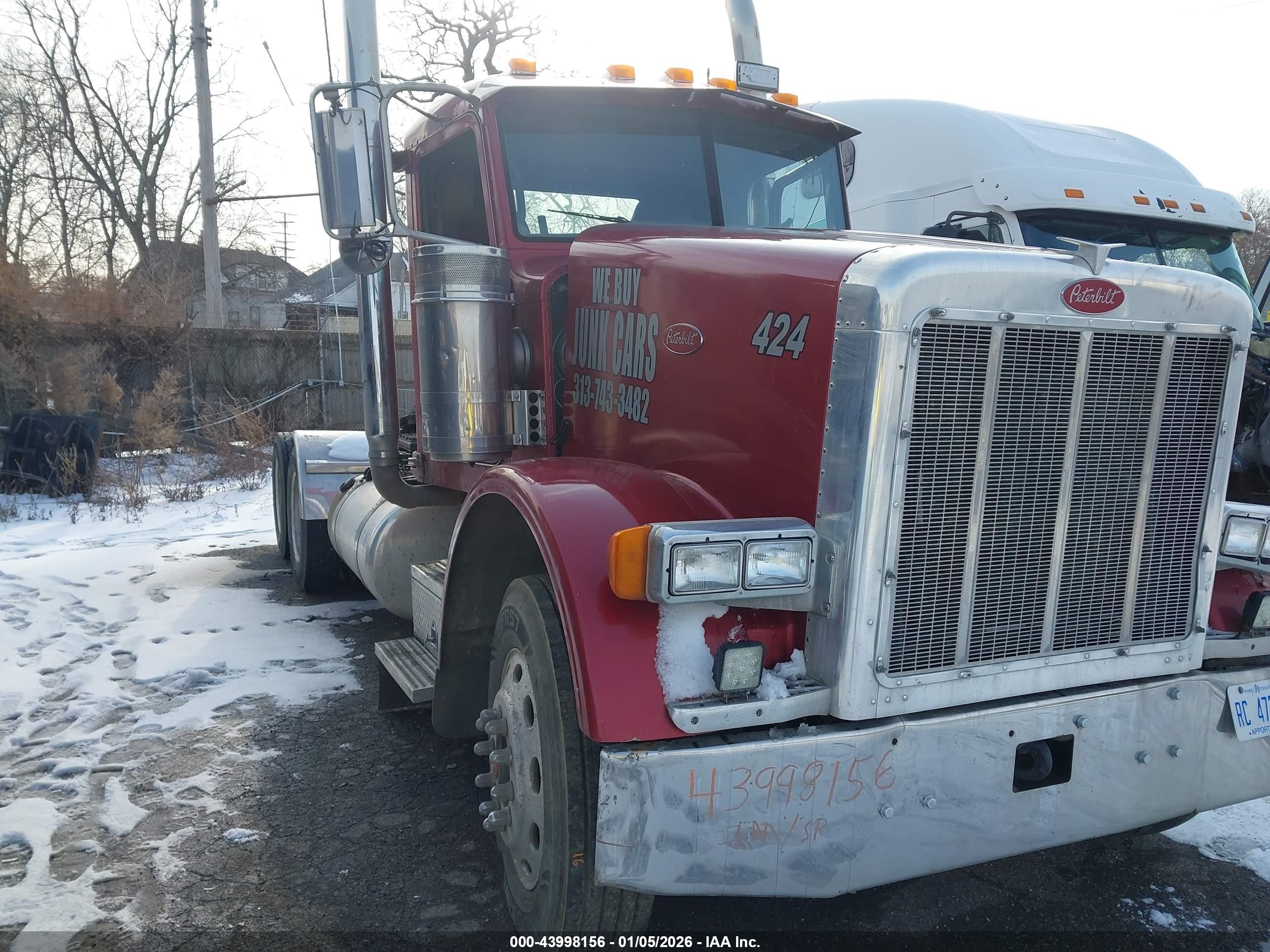 PETERBILT 378 image 2