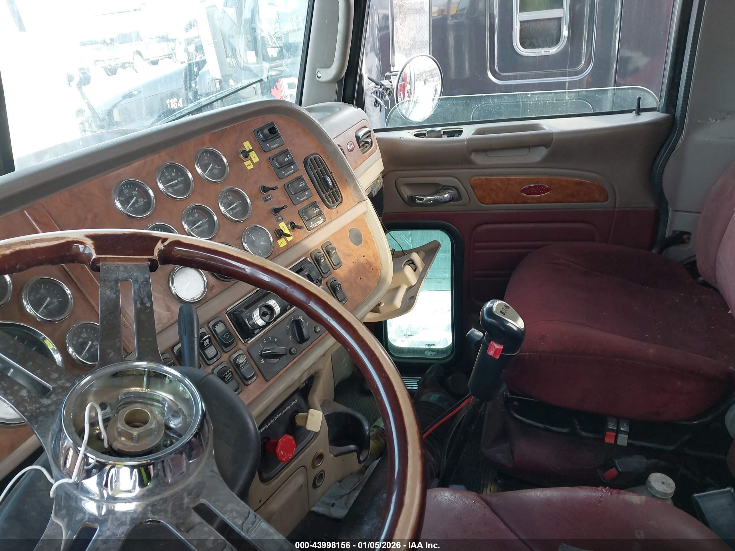 PETERBILT 378 image 5