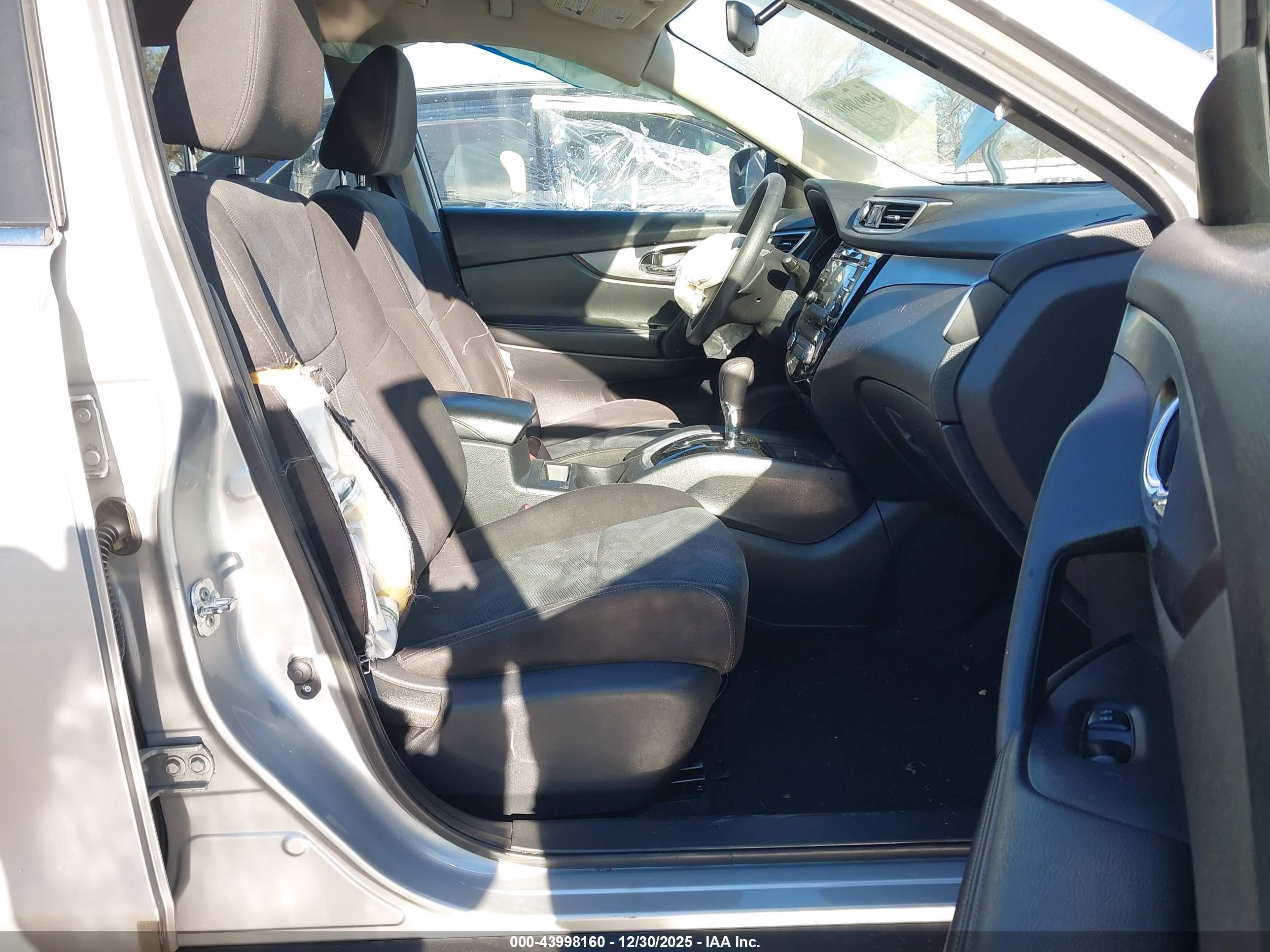 NISSAN ROGUE image 5