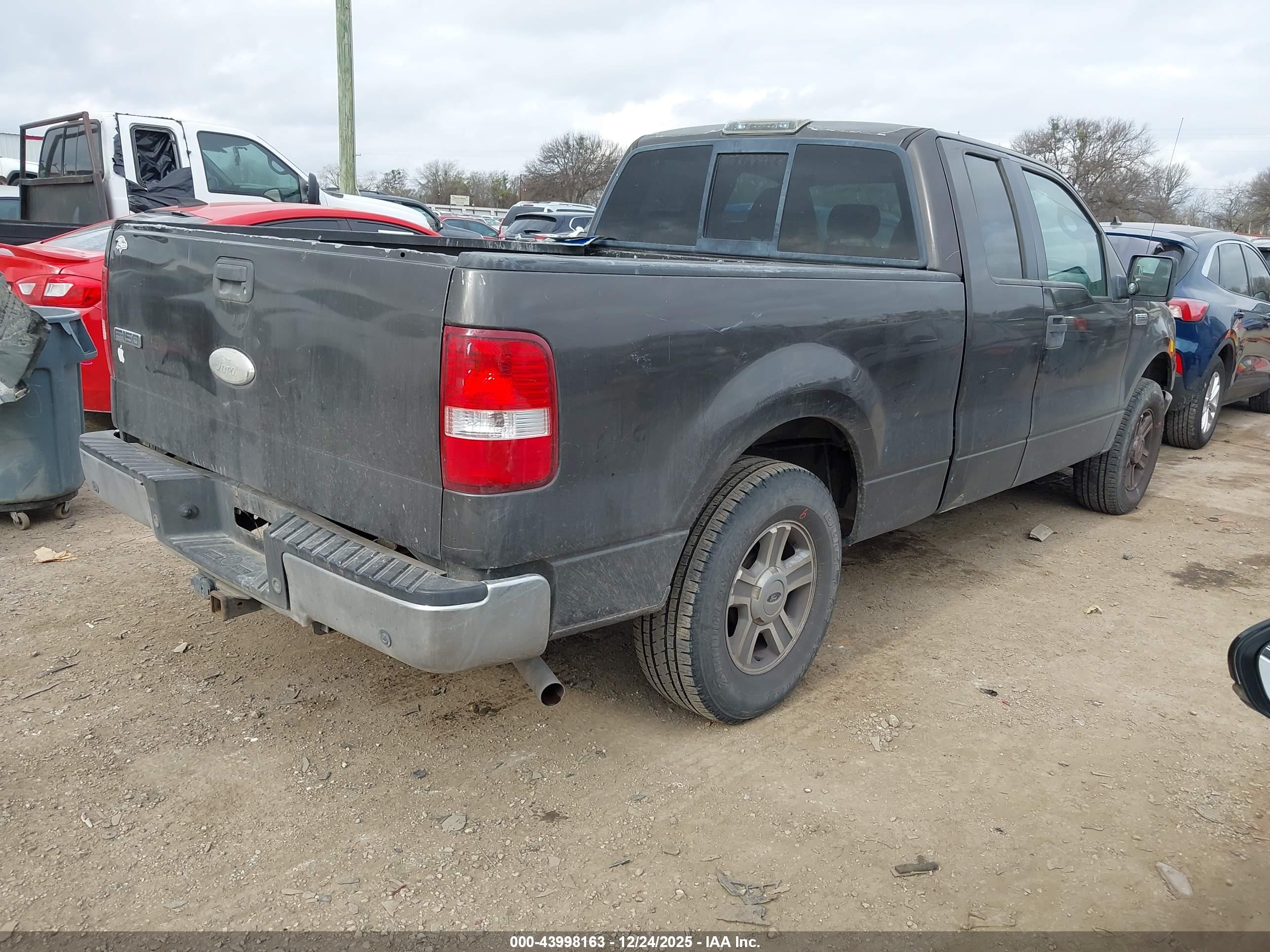 FORD F-150 image 4