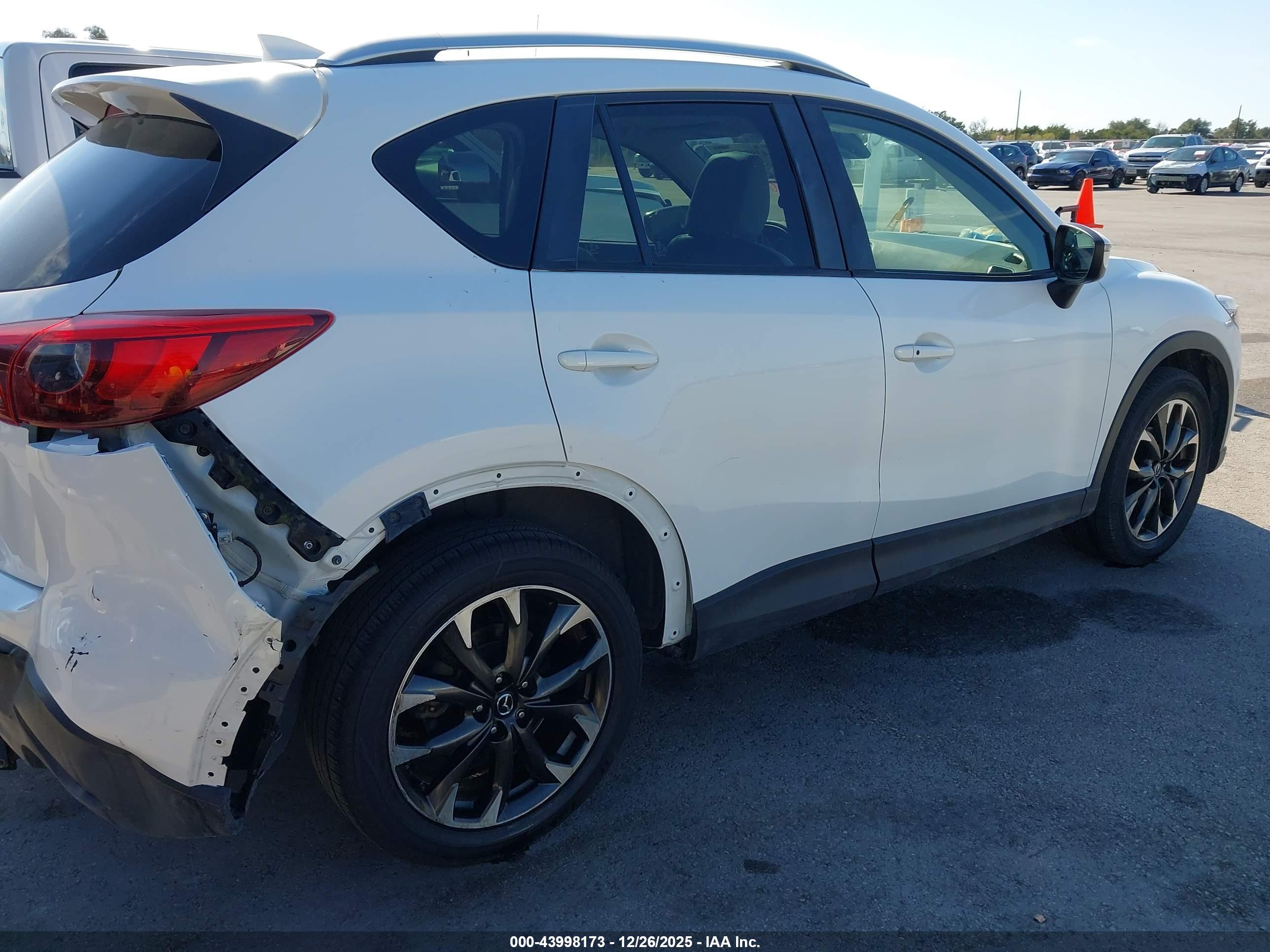 MAZDA CX-5 image 4