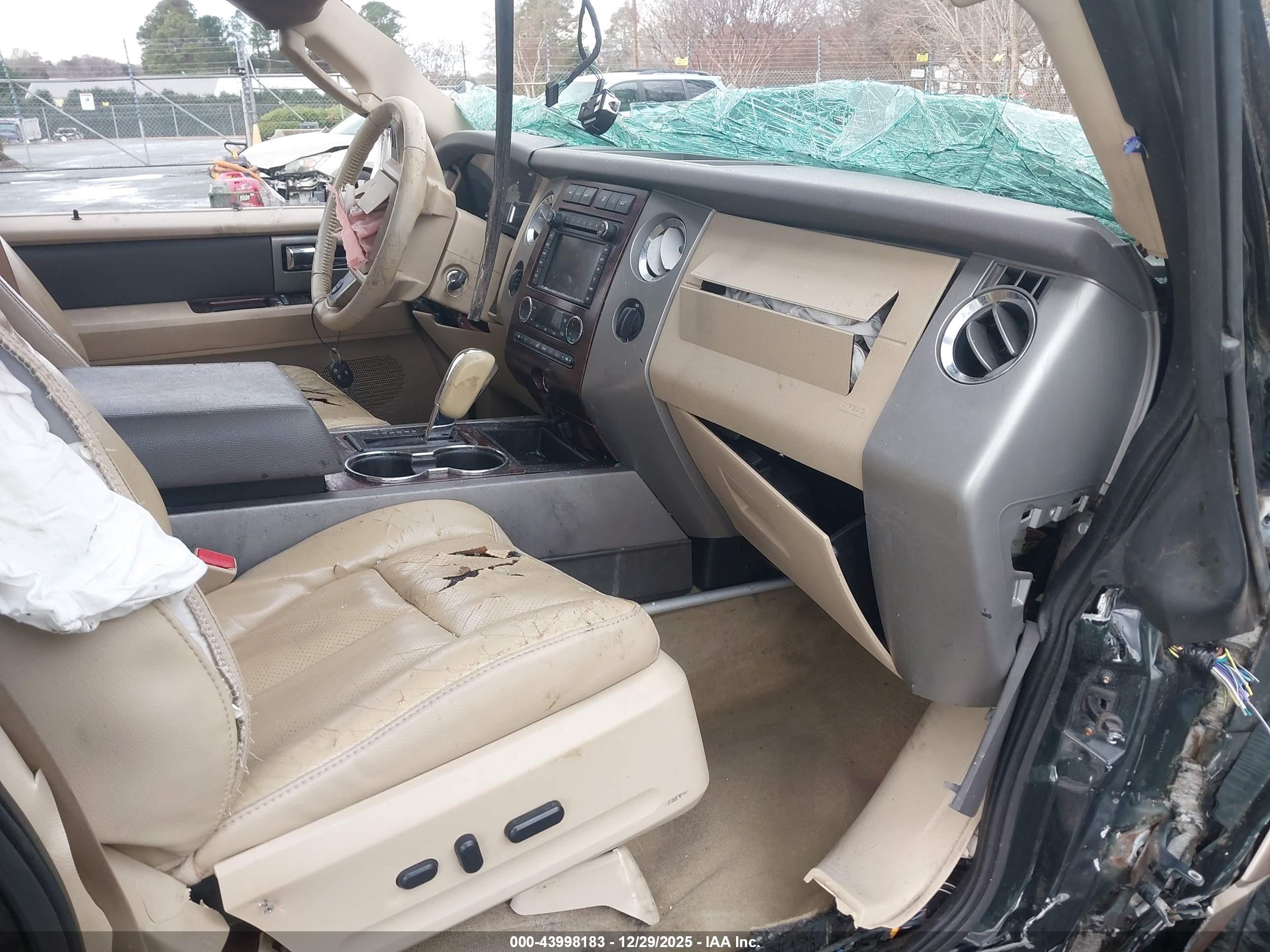 FORD EXPEDITION image 5
