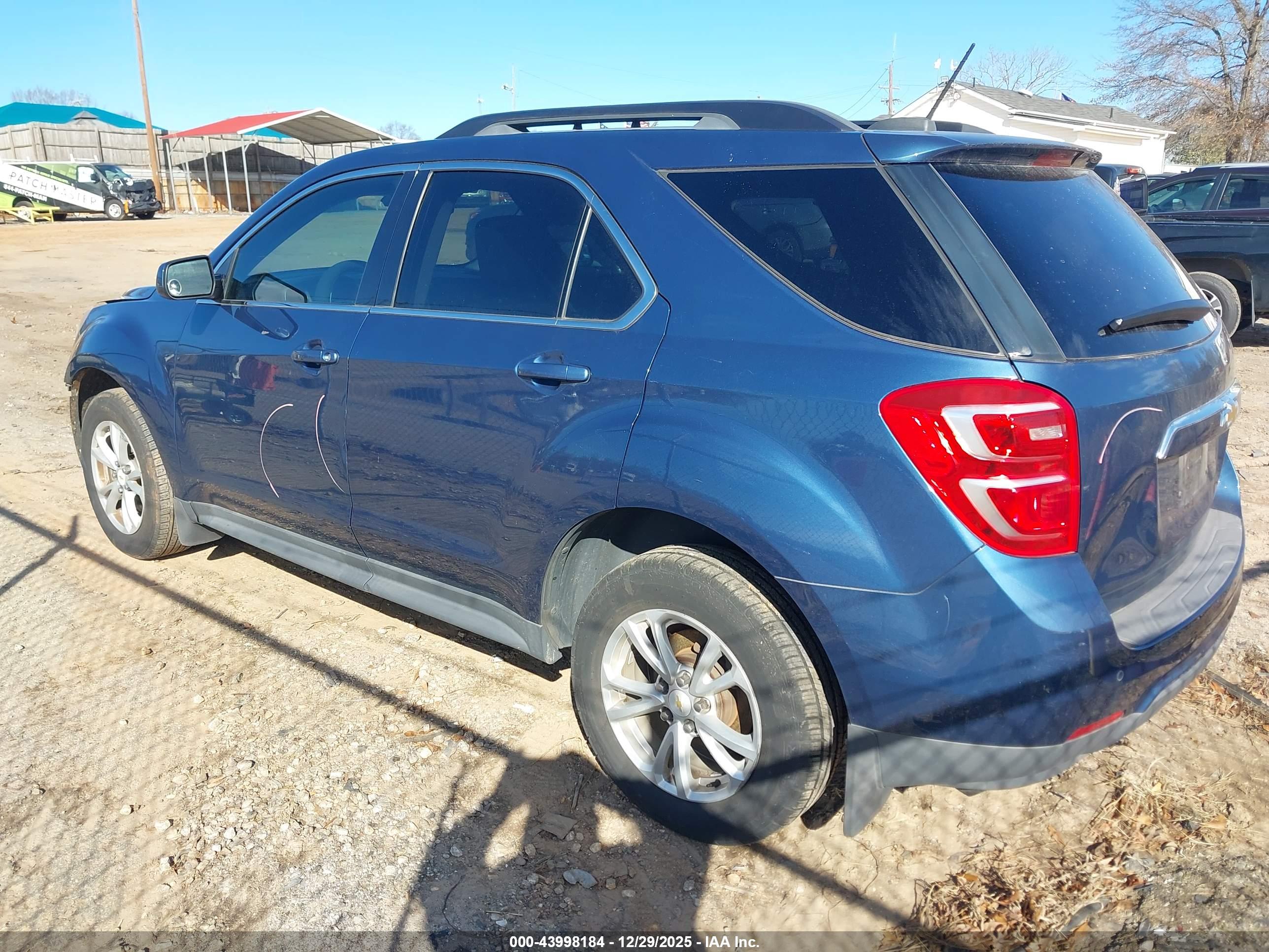 CHEVROLET EQUINOX image 3