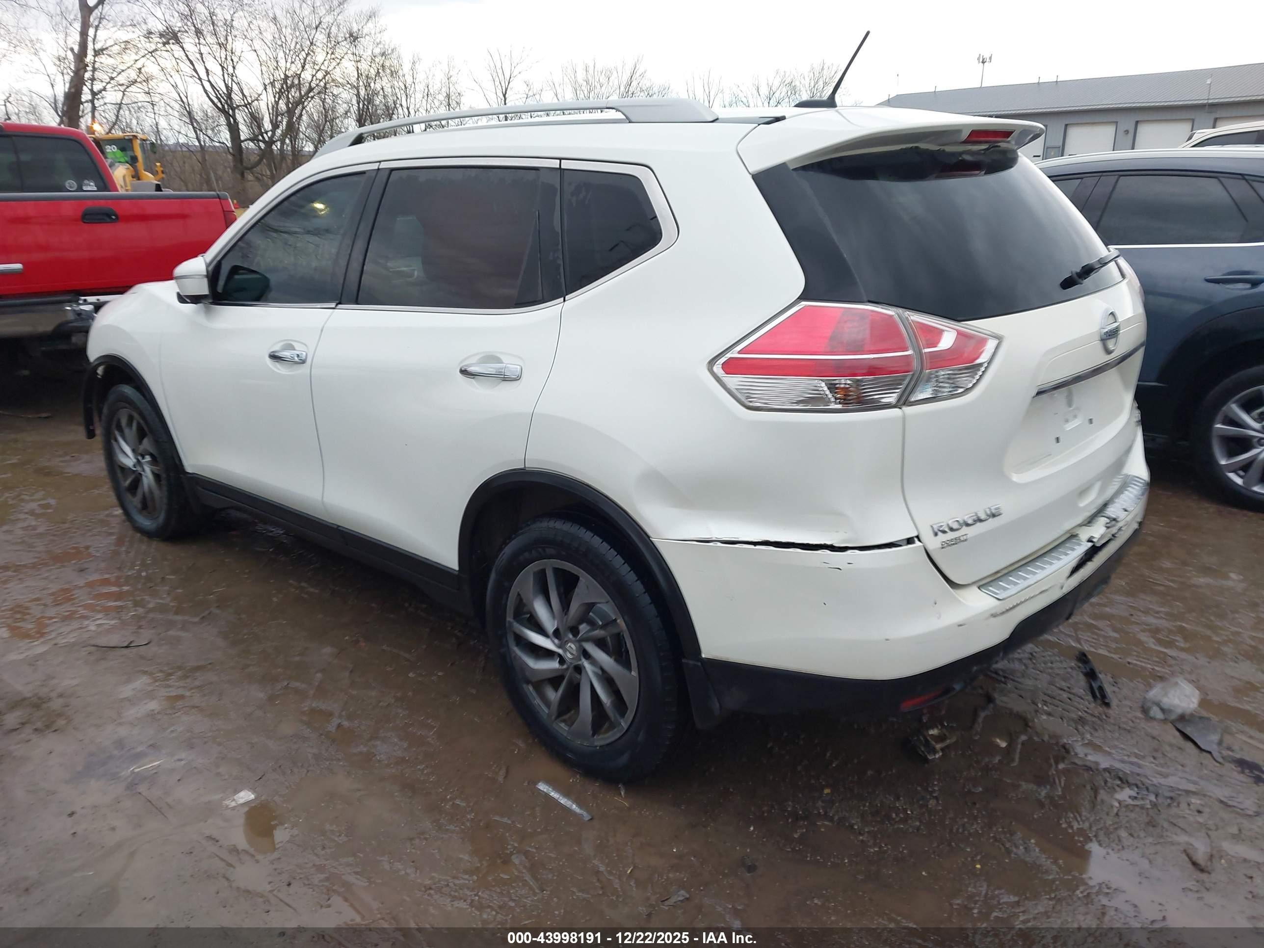 NISSAN ROGUE image 3