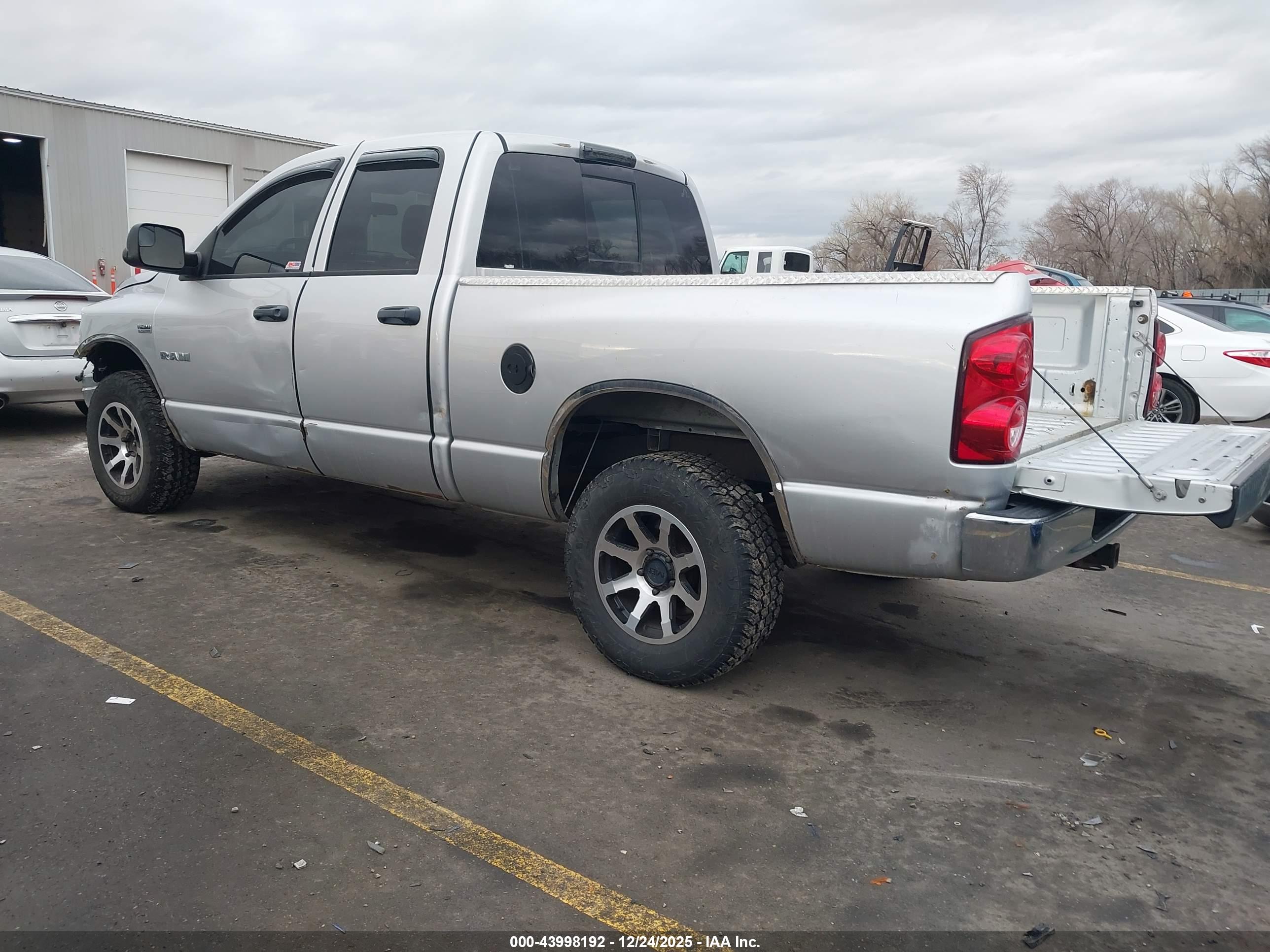 DODGE RAM image 3