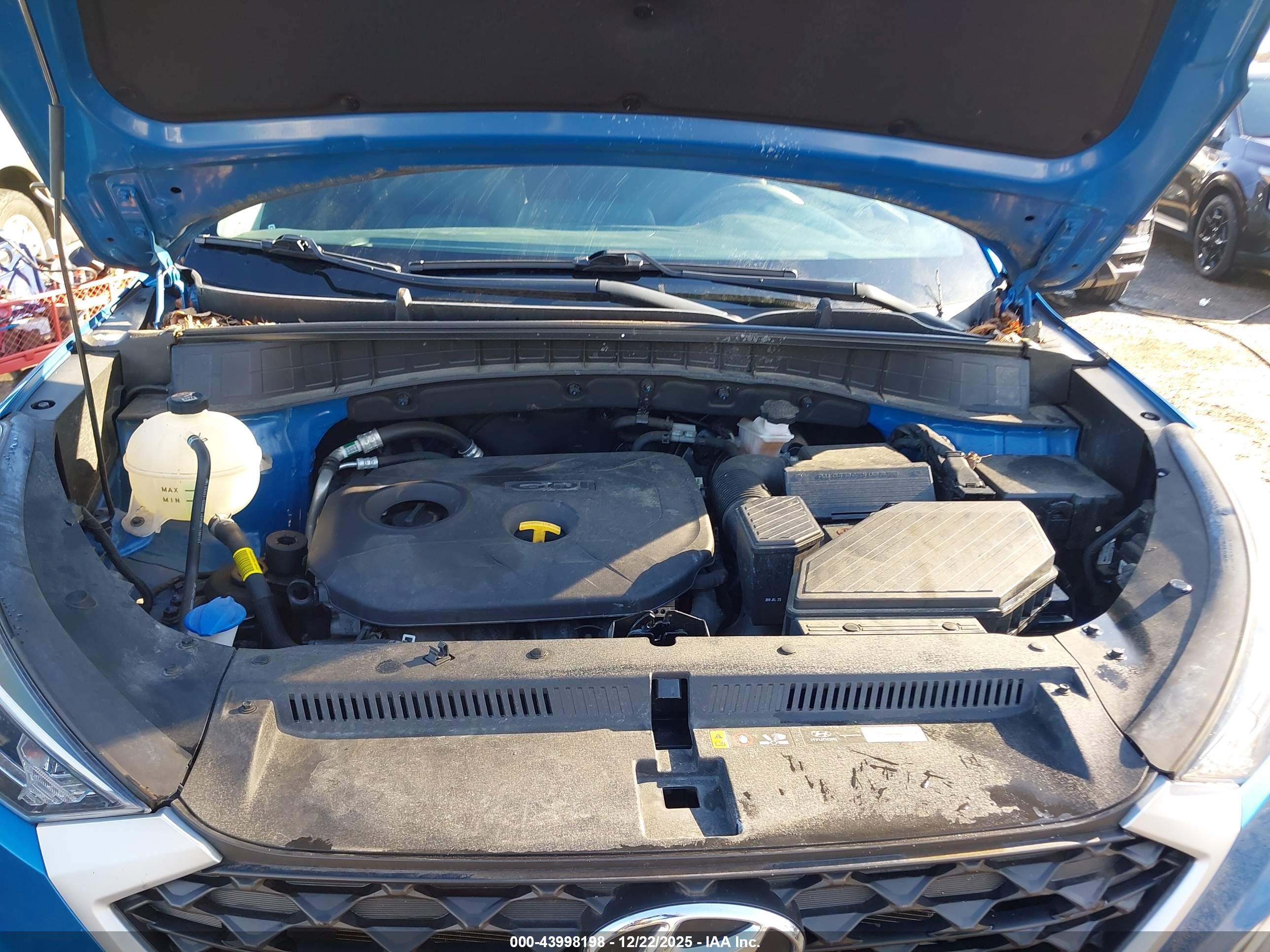 HYUNDAI TUCSON image 10