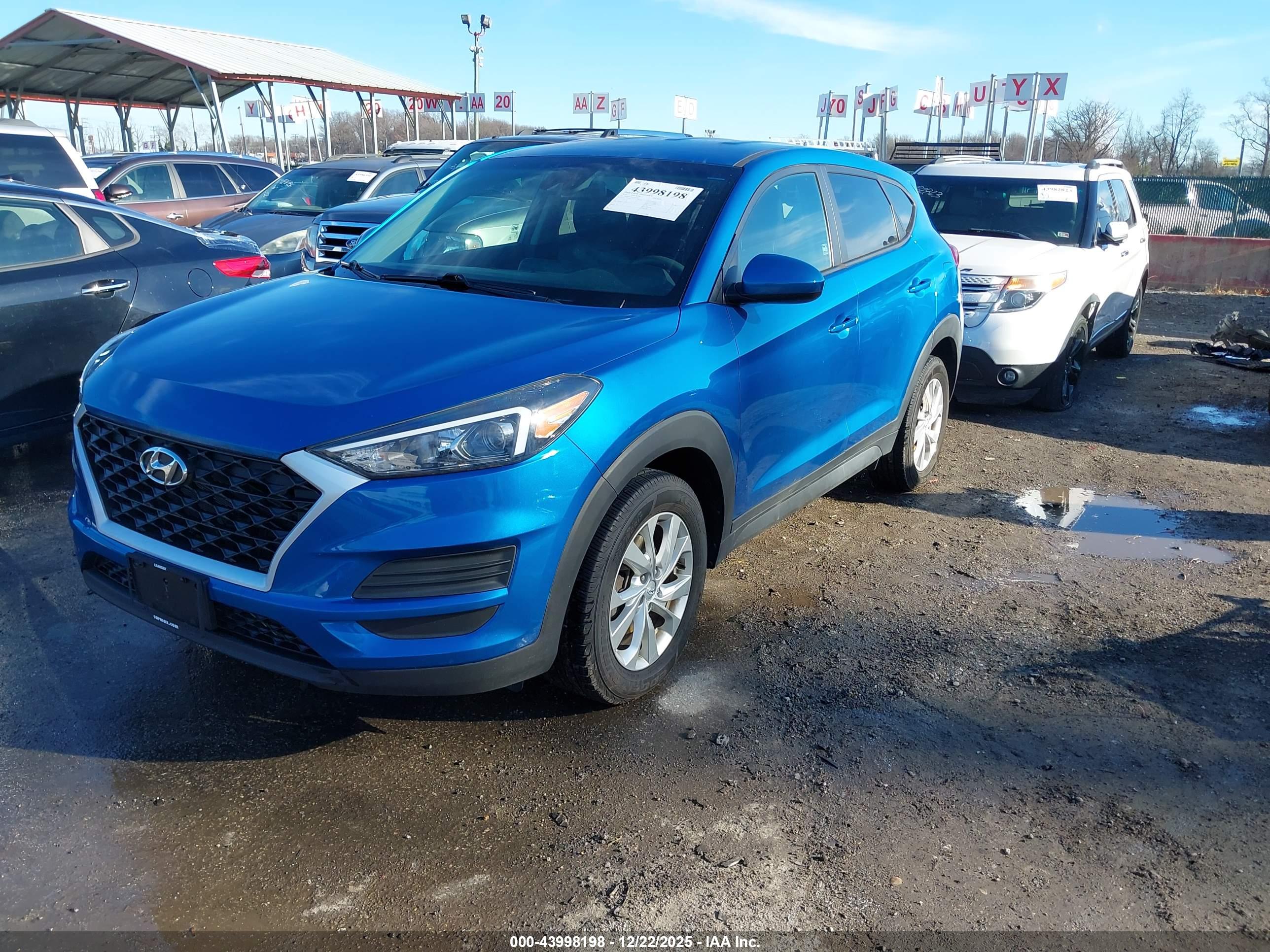 HYUNDAI TUCSON image 2