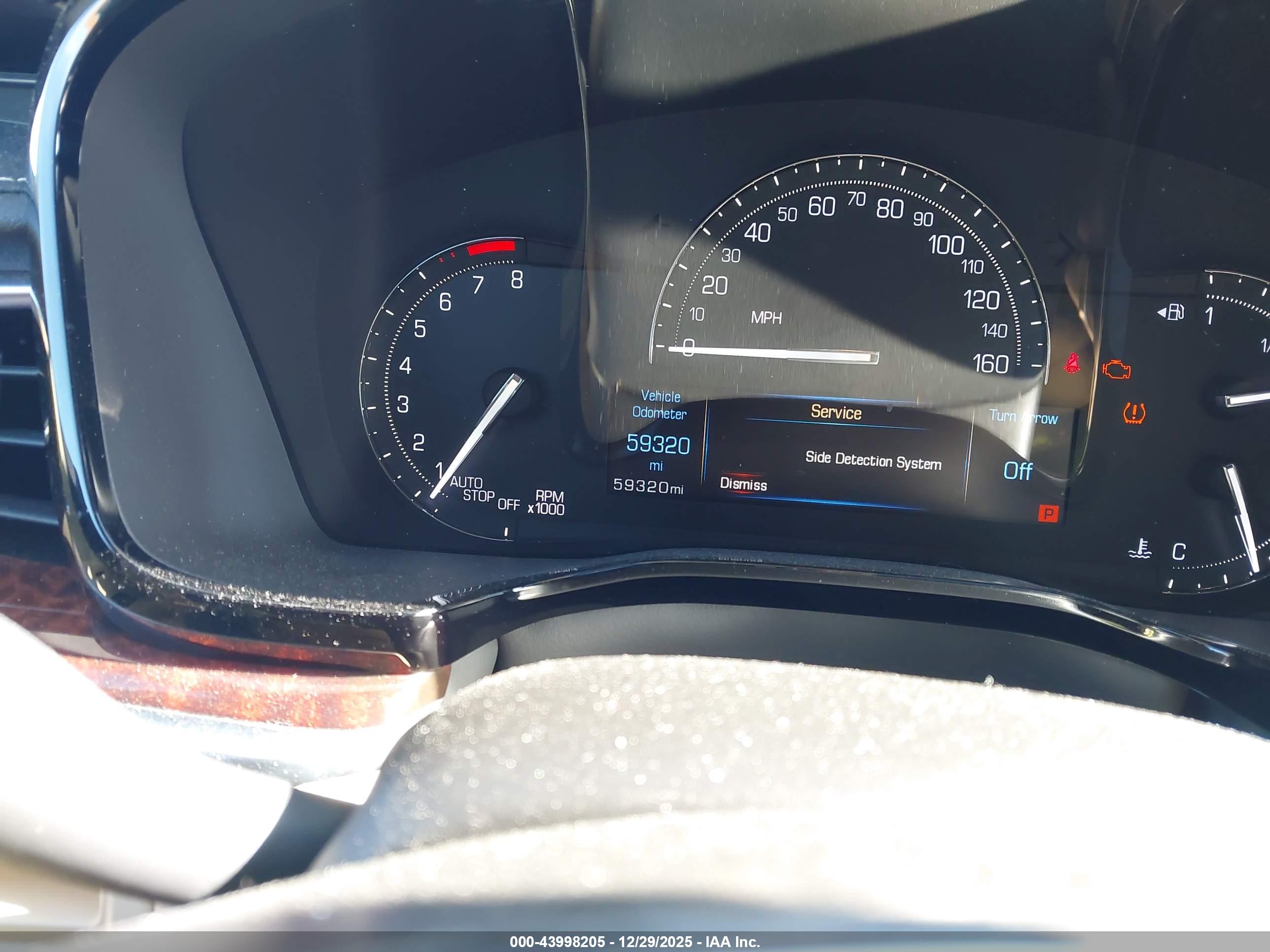 CADILLAC XT5 image 7
