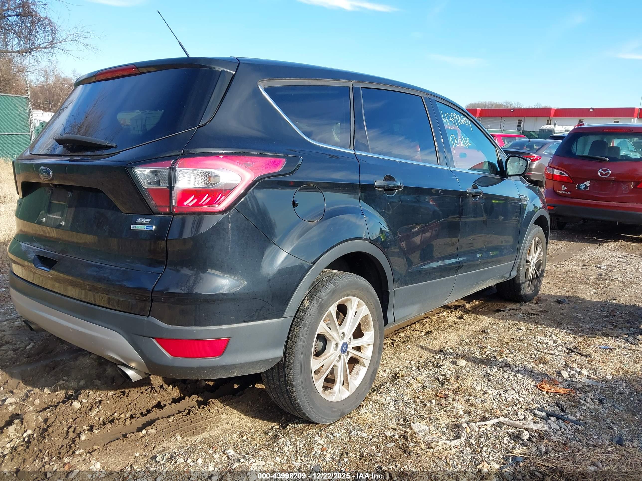 FORD ESCAPE image 4