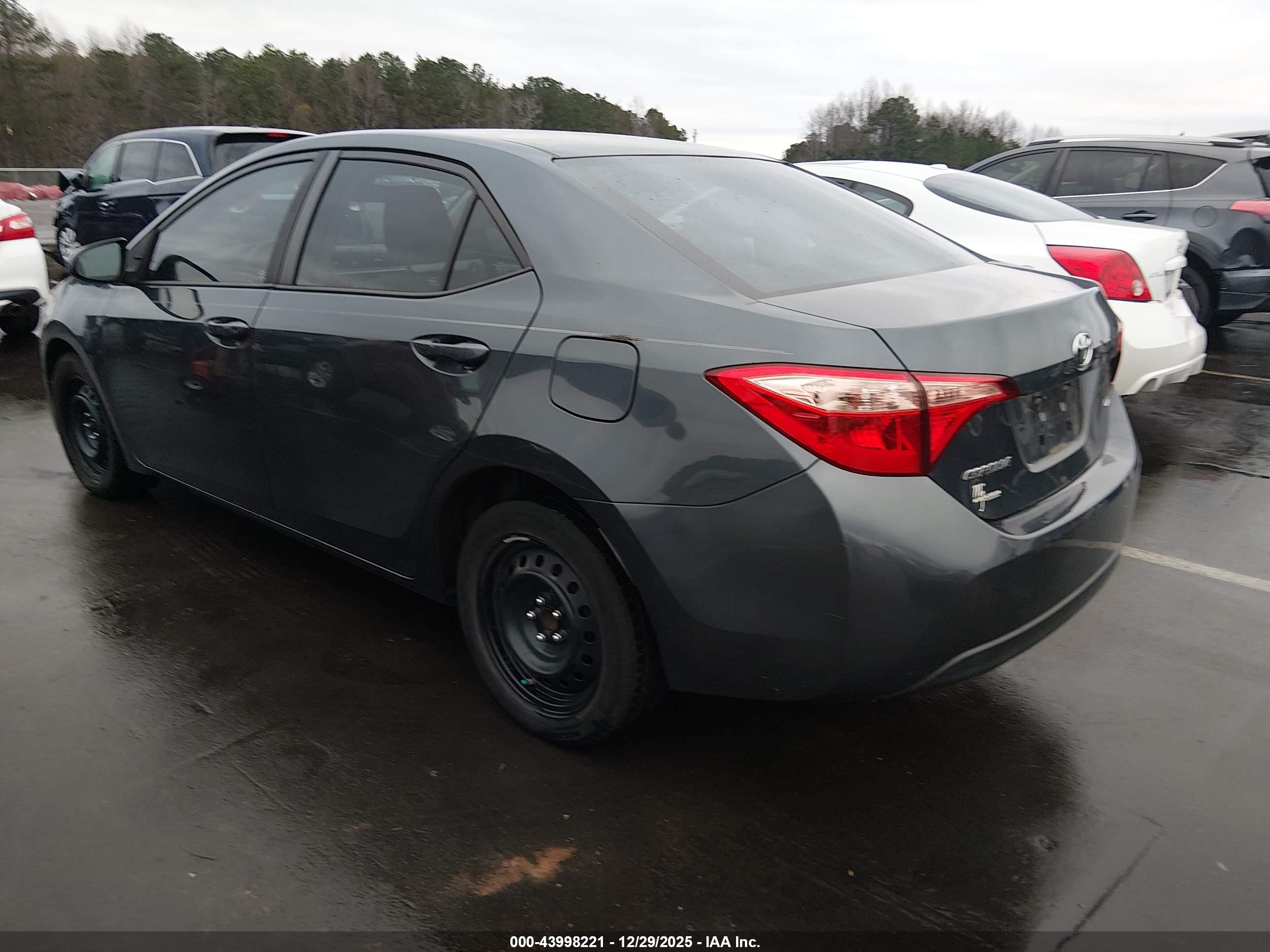TOYOTA COROLLA image 3