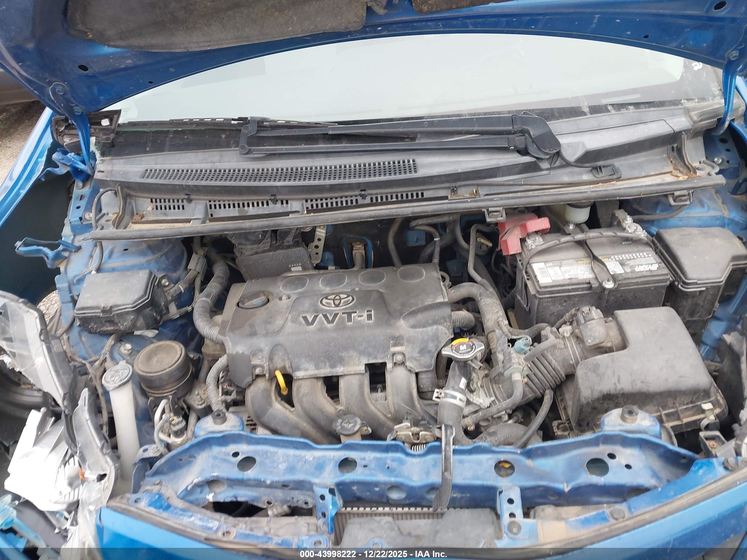TOYOTA YARIS image 10