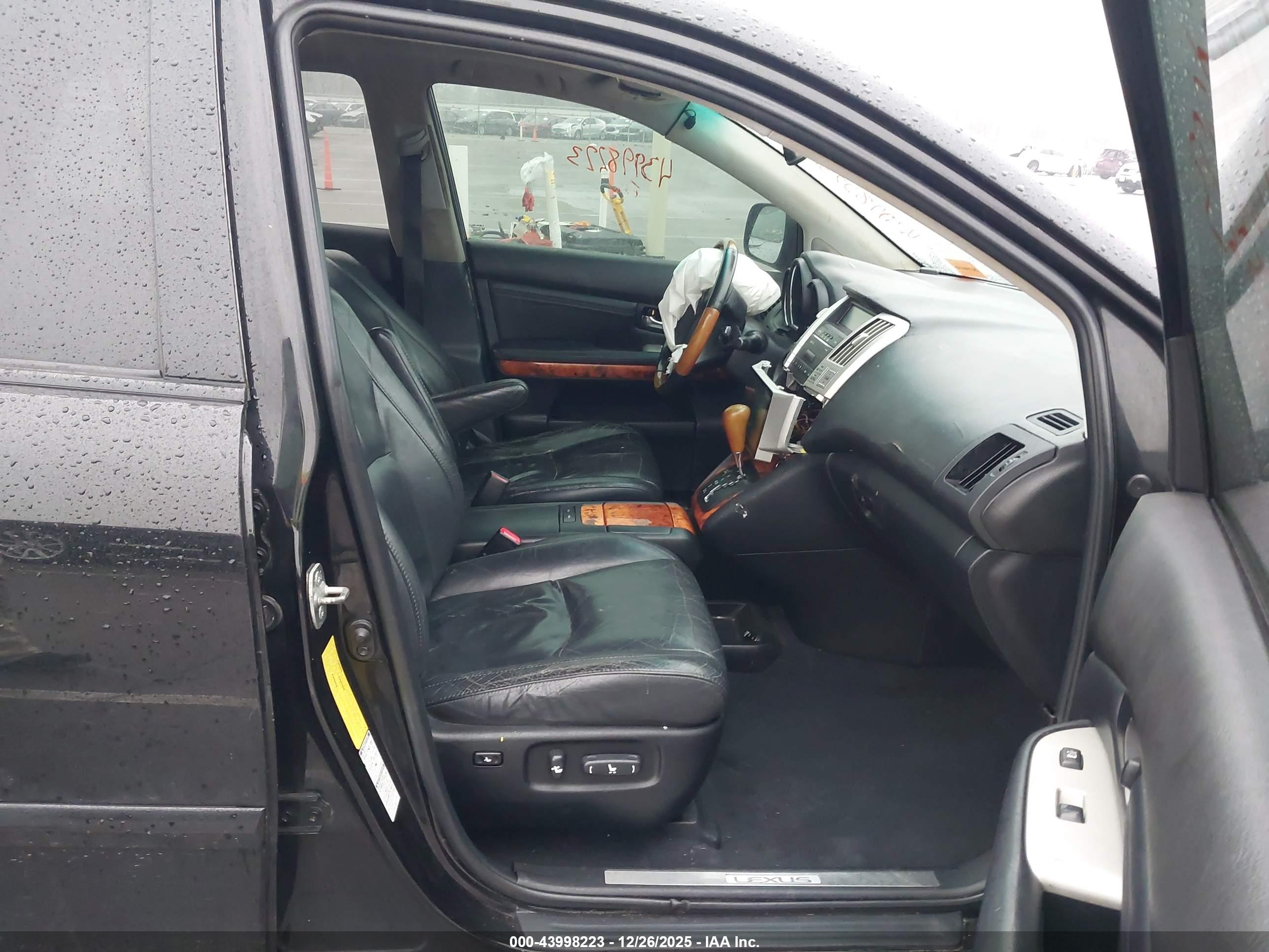 LEXUS RX image 5