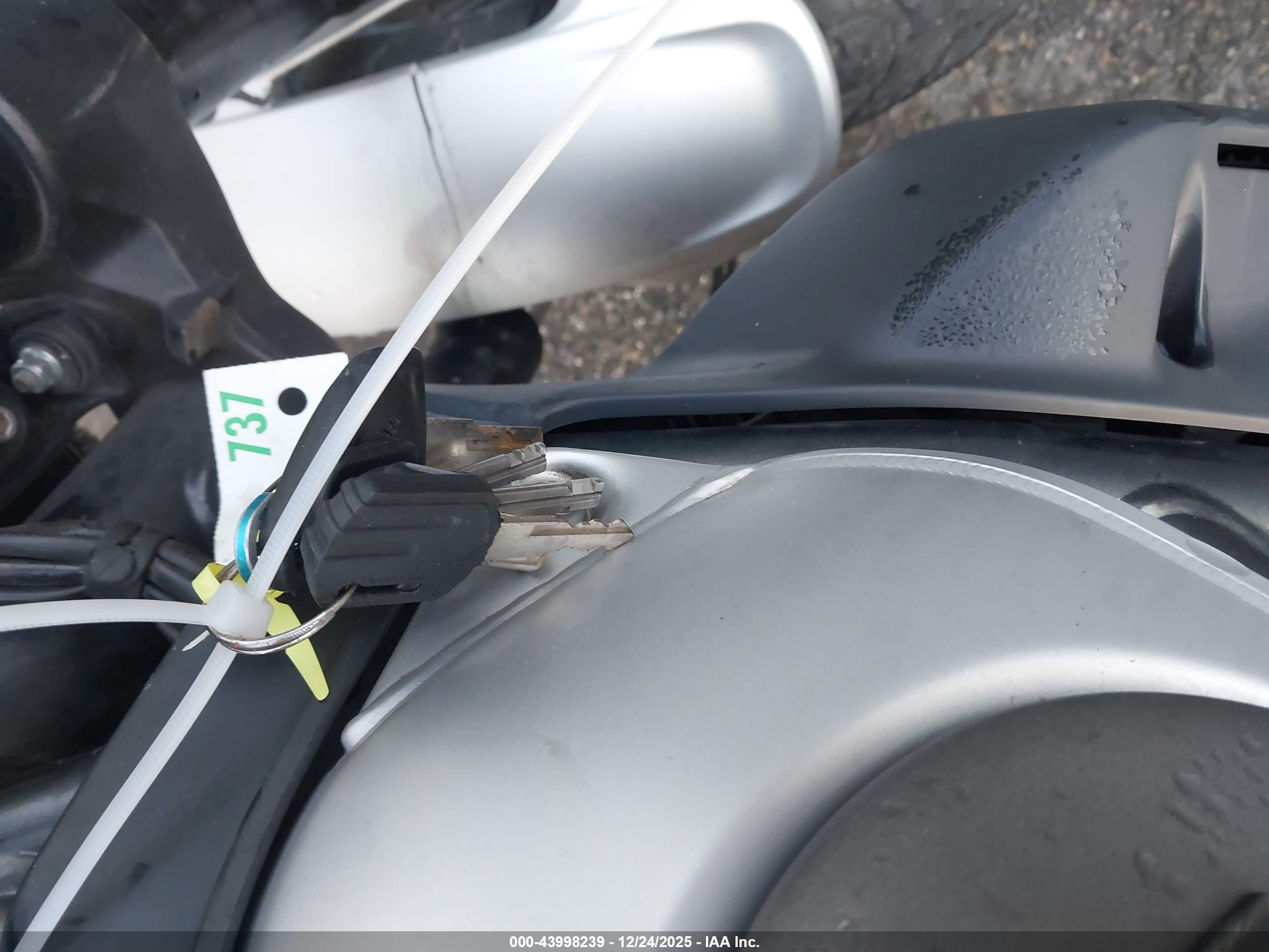 DUCATI SCRAMBLER image 11