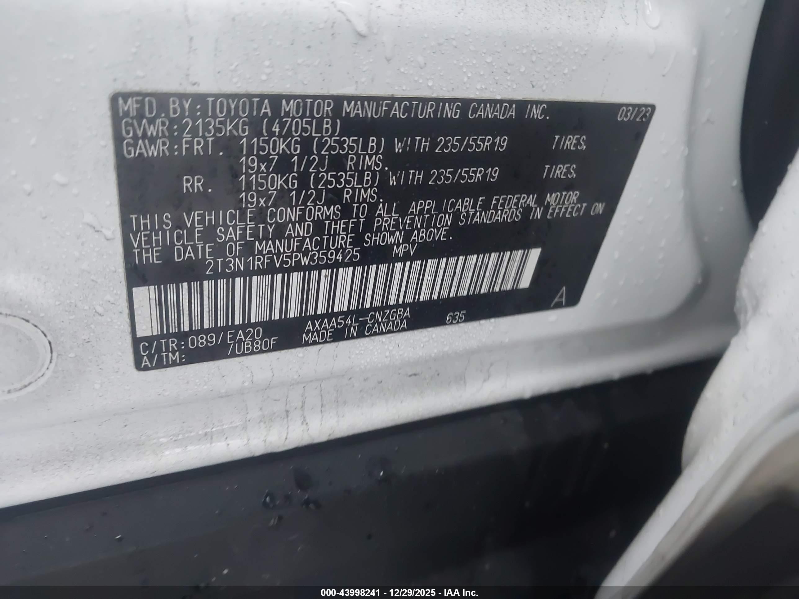 TOYOTA RAV4 image 9