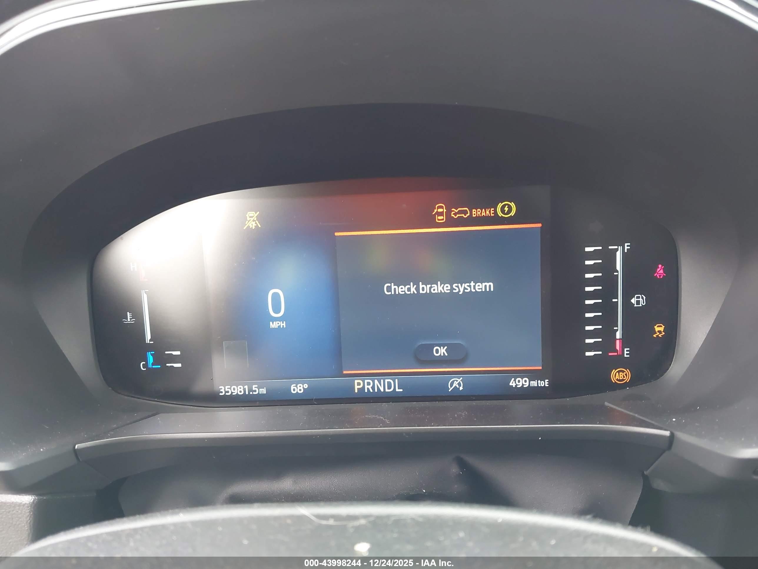 FORD ESCAPE image 7