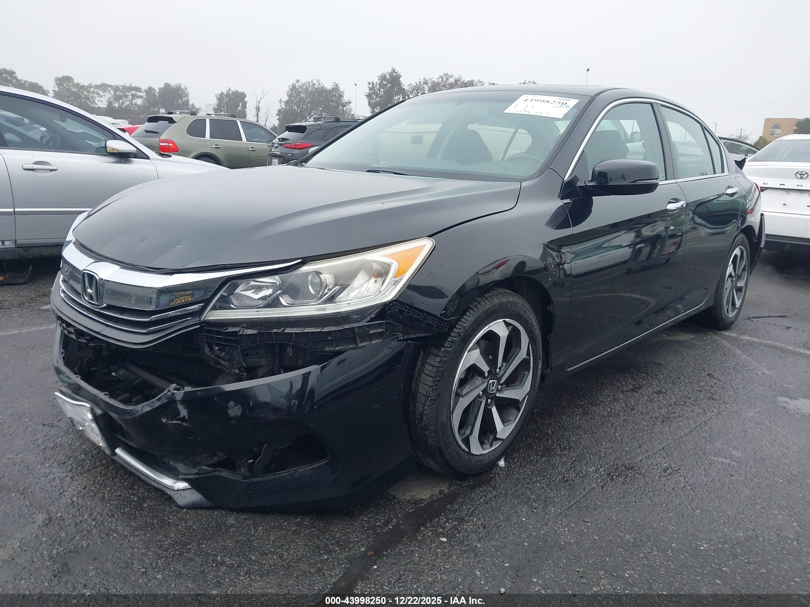HONDA ACCORD image 2