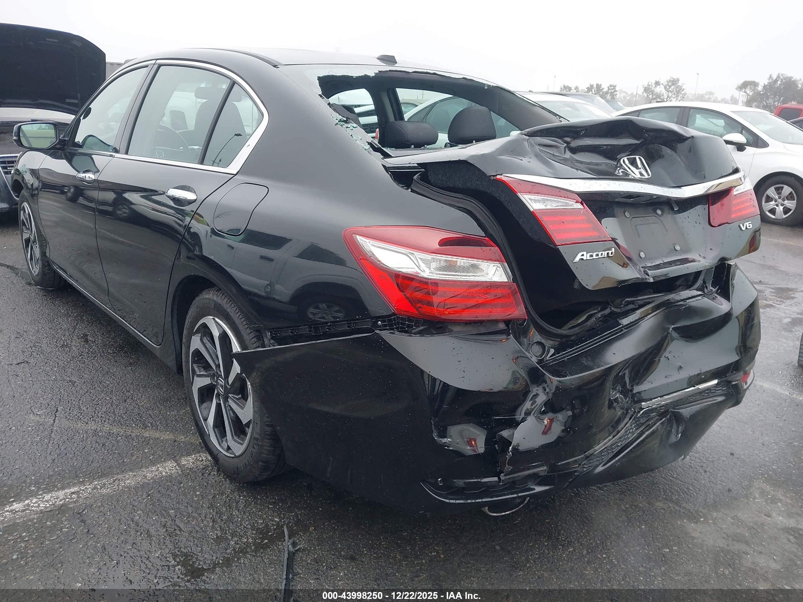 HONDA ACCORD image 3