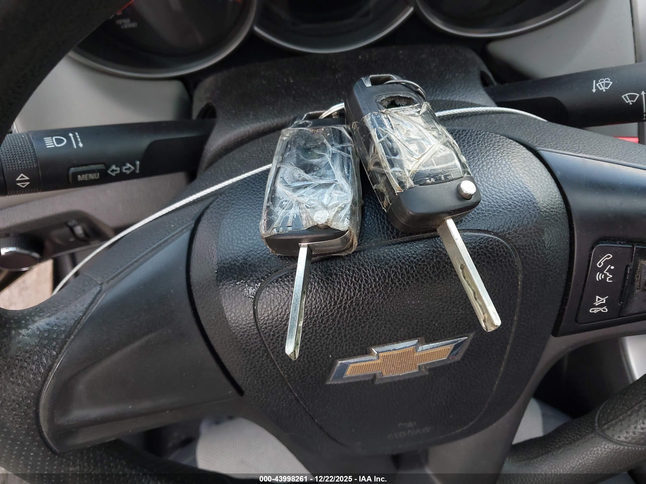CHEVROLET CRUZE image 11