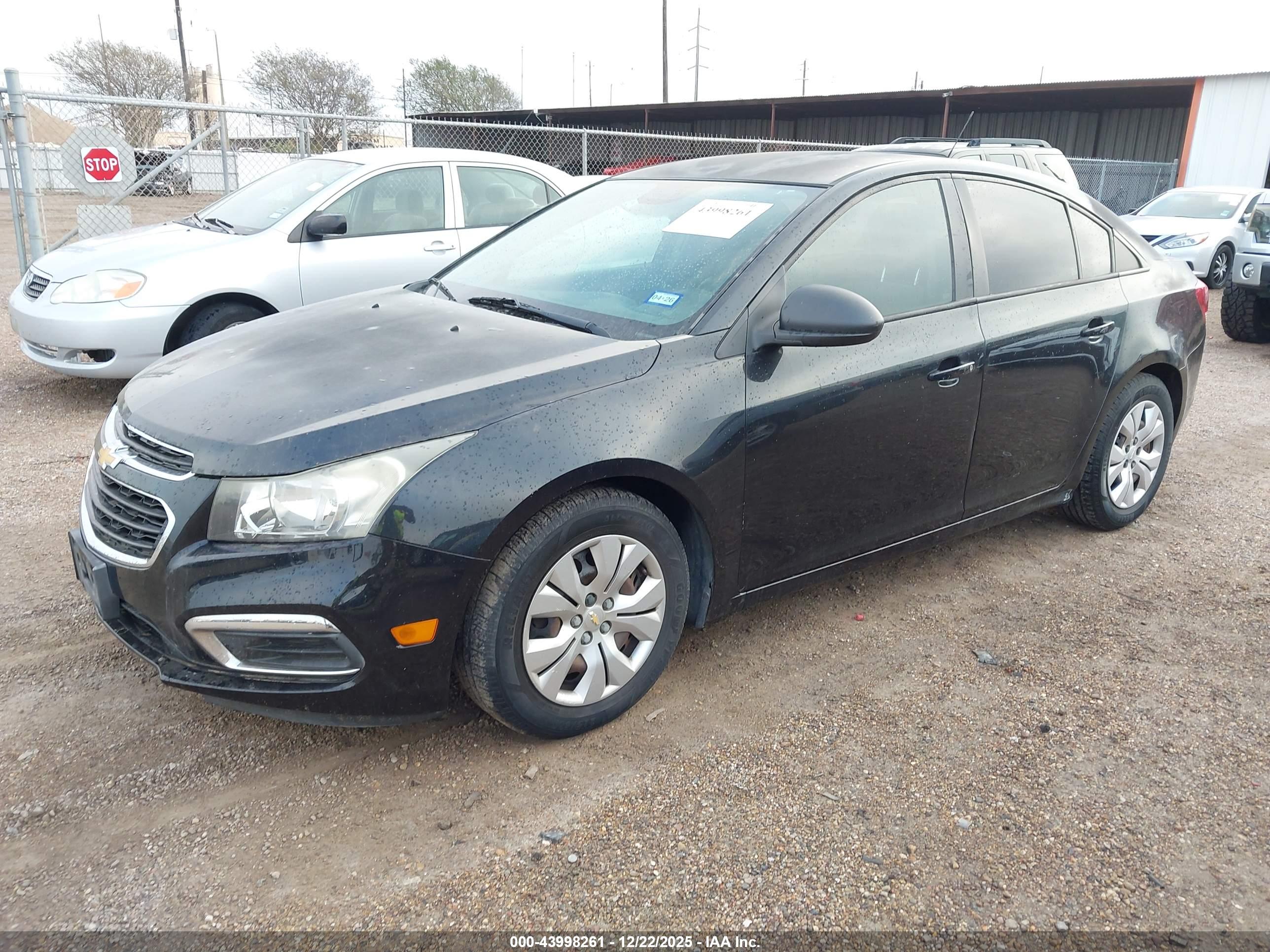 CHEVROLET CRUZE image 2