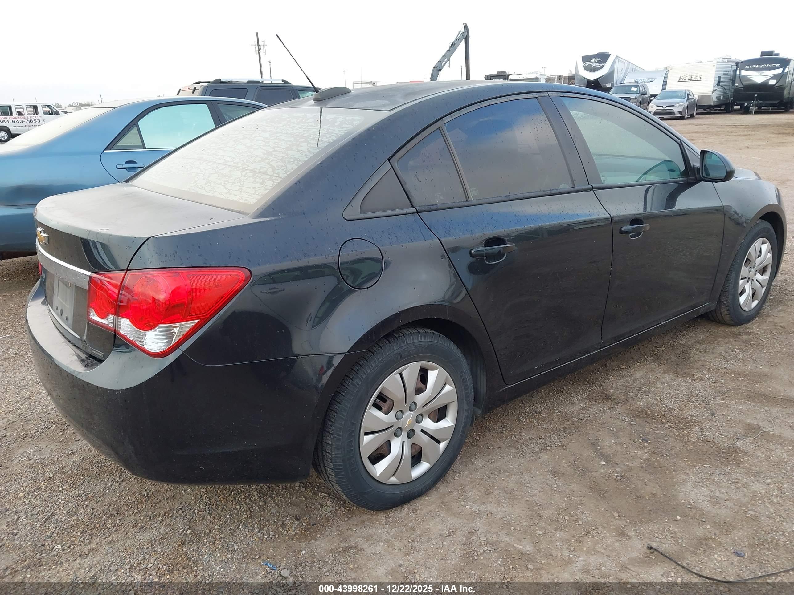 CHEVROLET CRUZE image 4