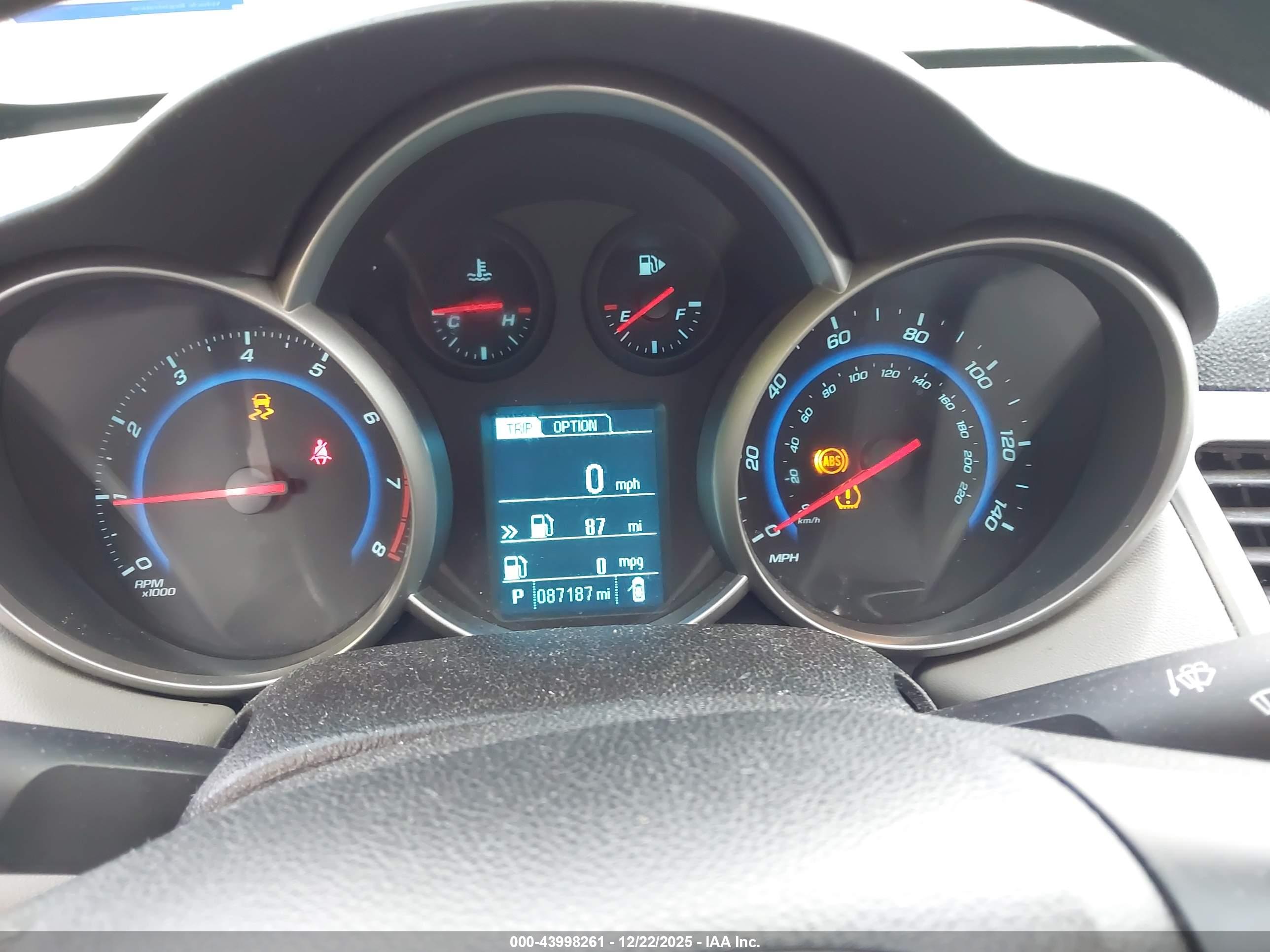 CHEVROLET CRUZE image 7