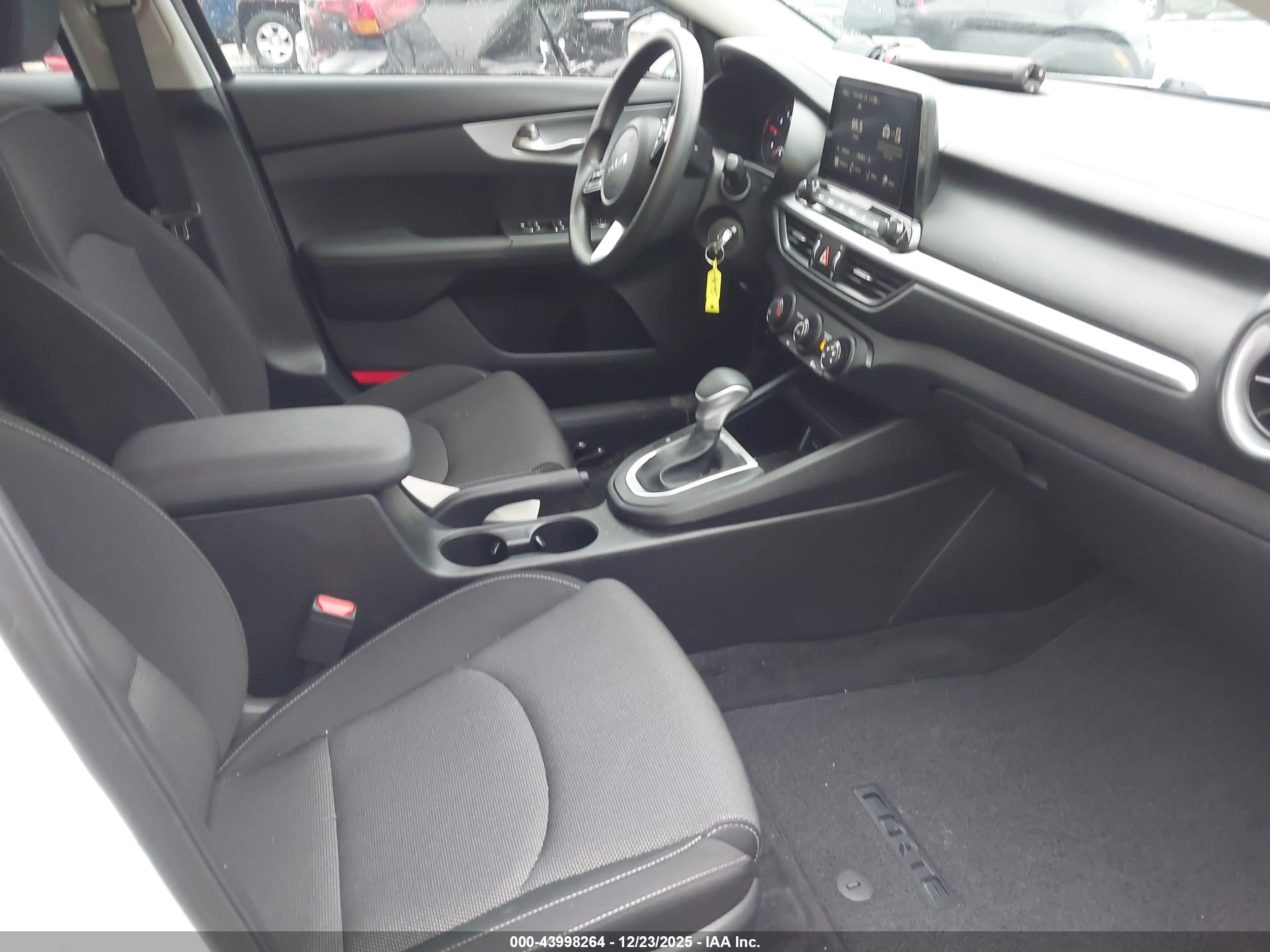 KIA FORTE image 5