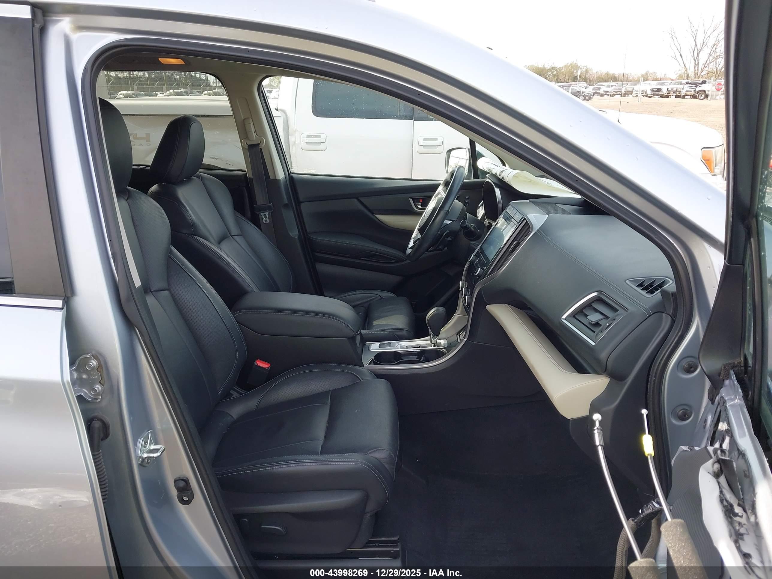 SUBARU ASCENT image 5
