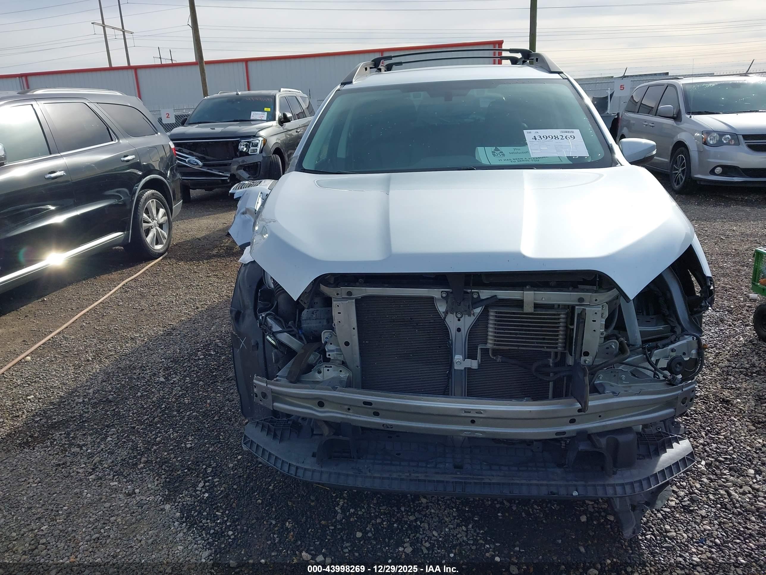 SUBARU ASCENT image 6
