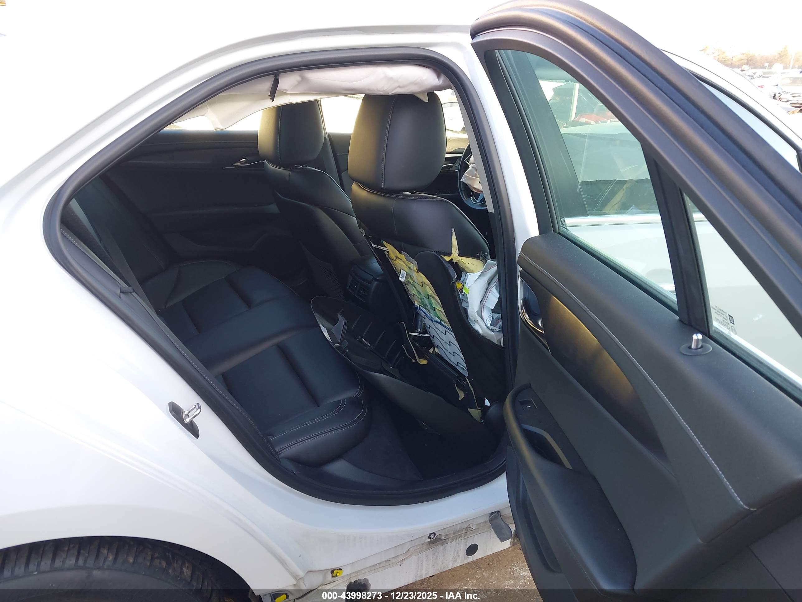 CADILLAC ATS image 8