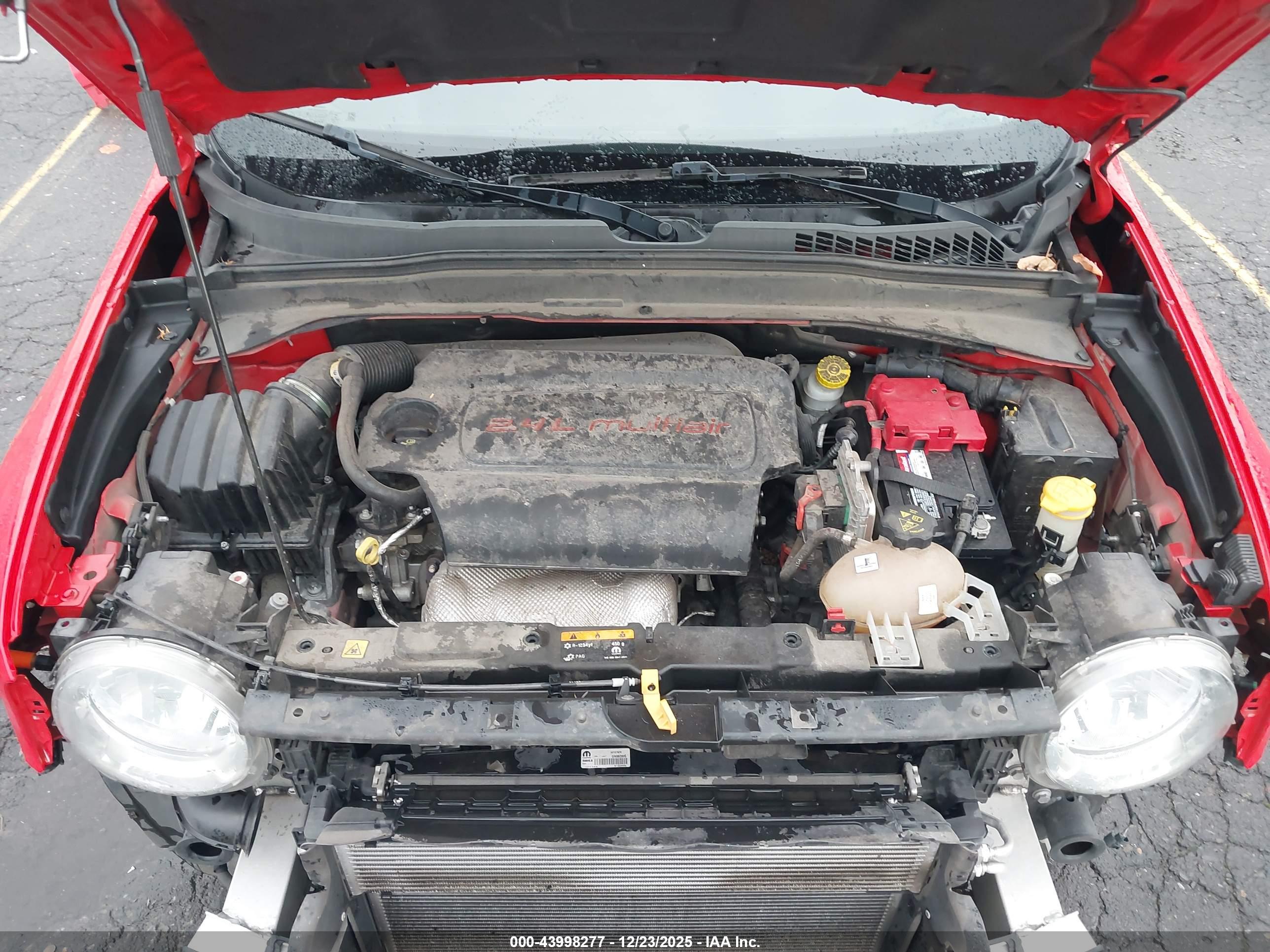 JEEP RENEGADE image 10